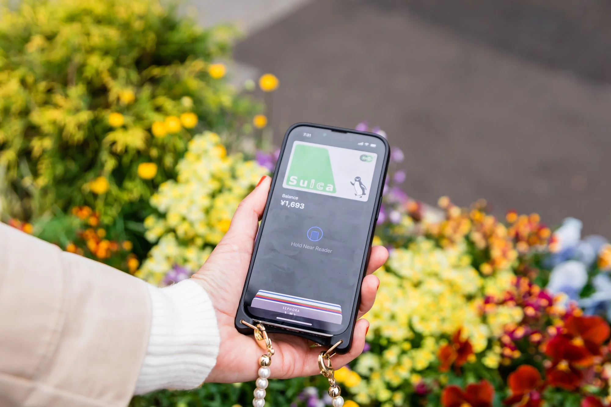A Step-by-Step Guide to Purchasing and Adding Money To A Suica Card