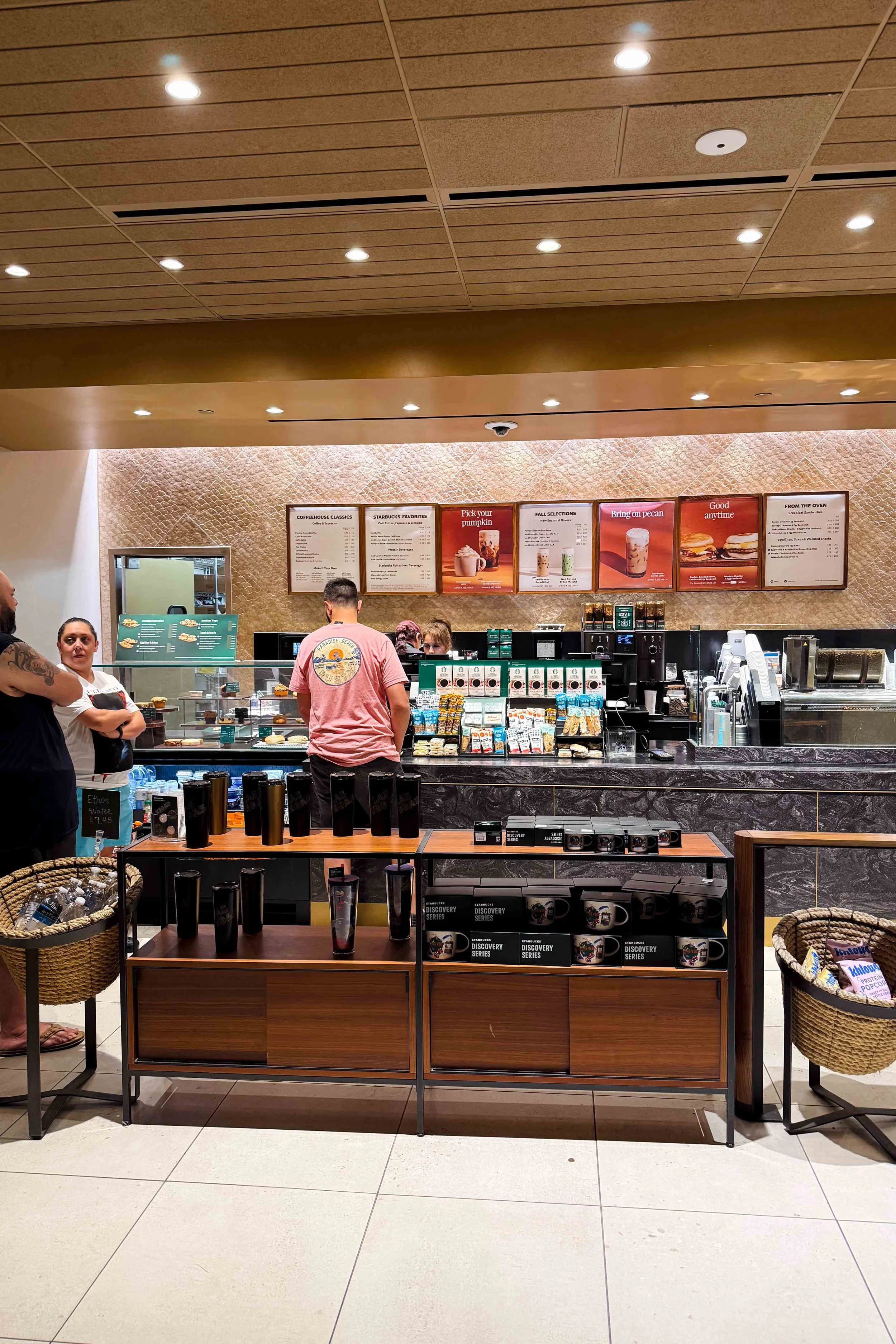 Starbucks at Luxor