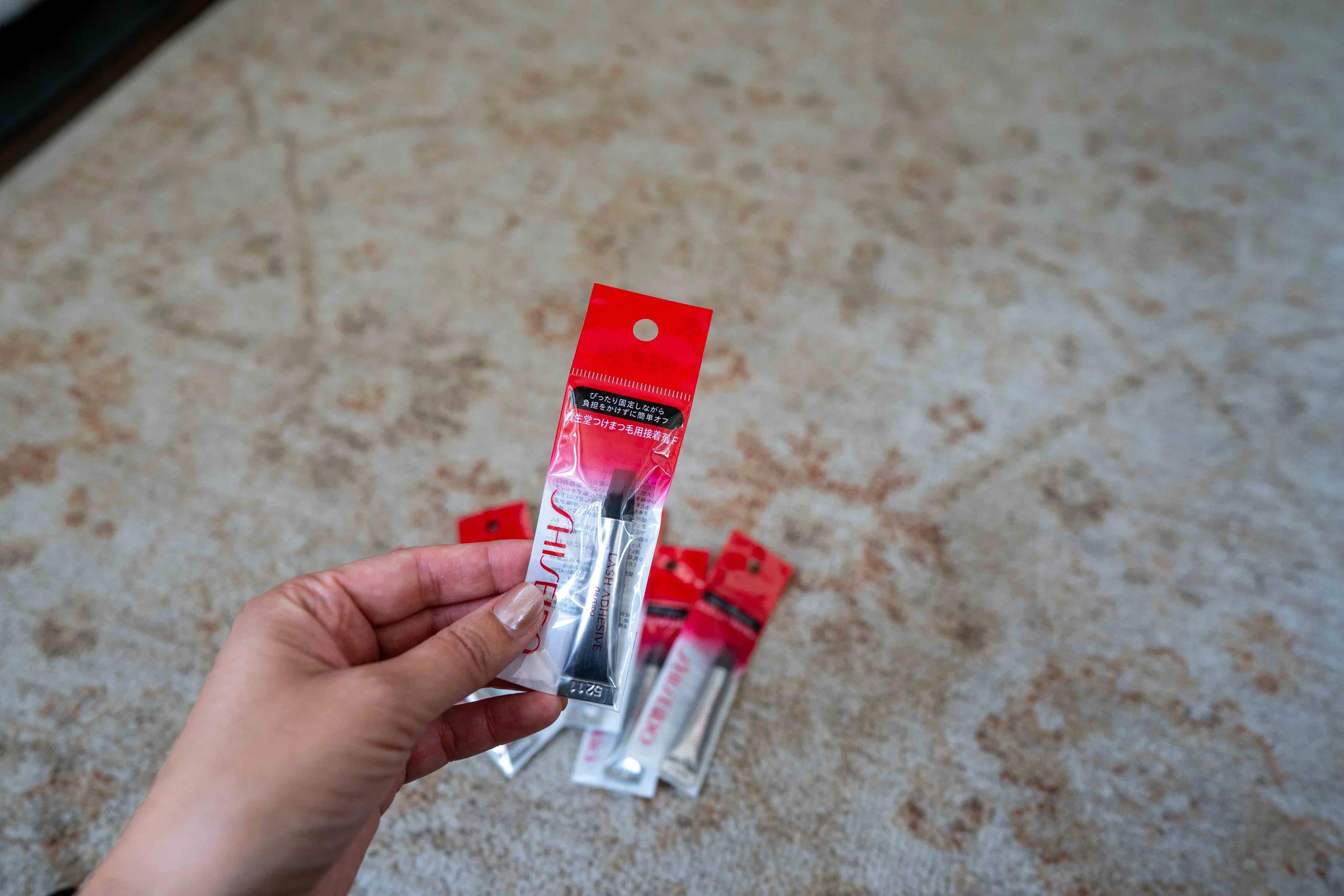 What to buy in japan lash glue