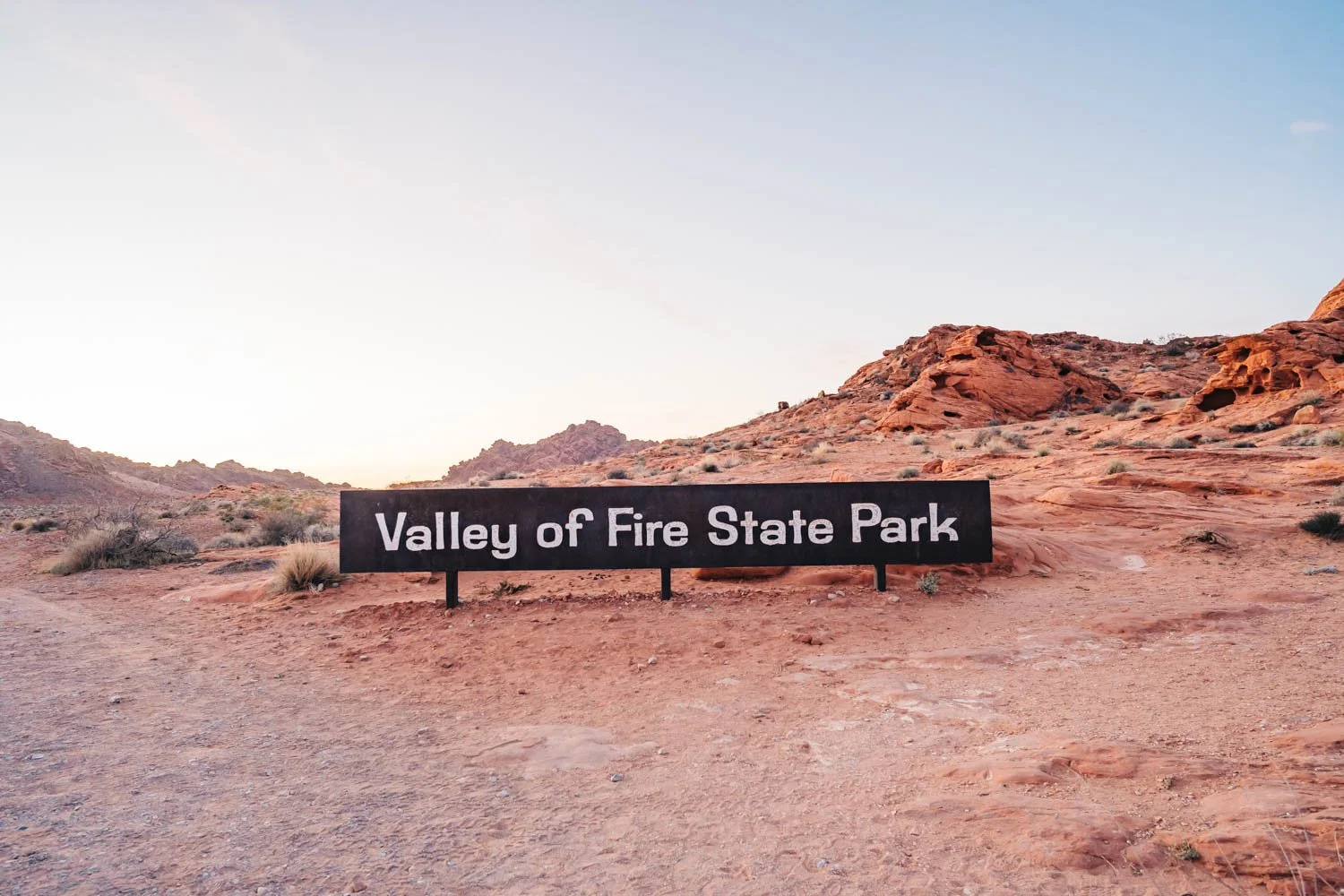 How To Spend One Day with Your Dog at Valley of Fire State Park ...