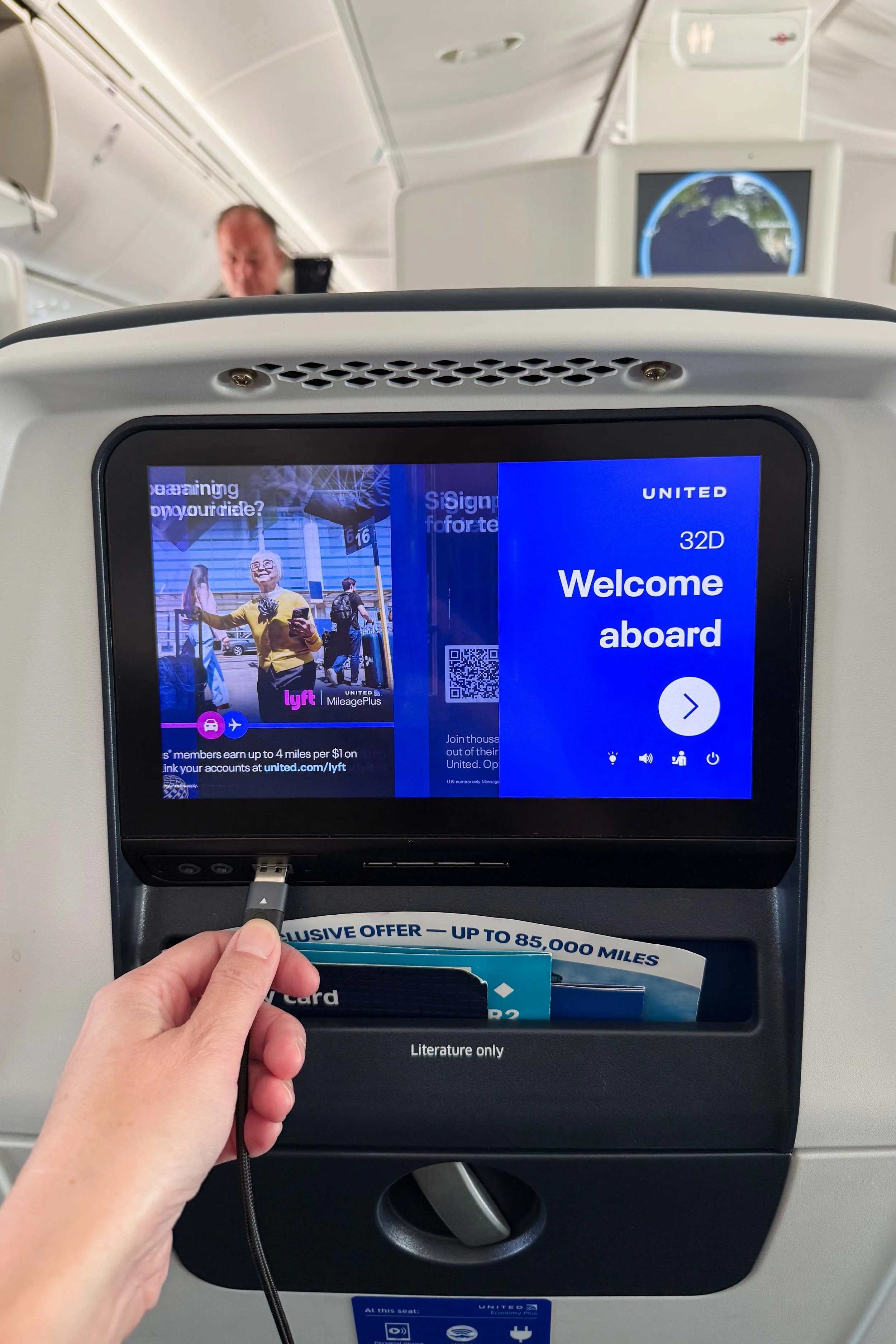 USB charging port on the entertainment screen