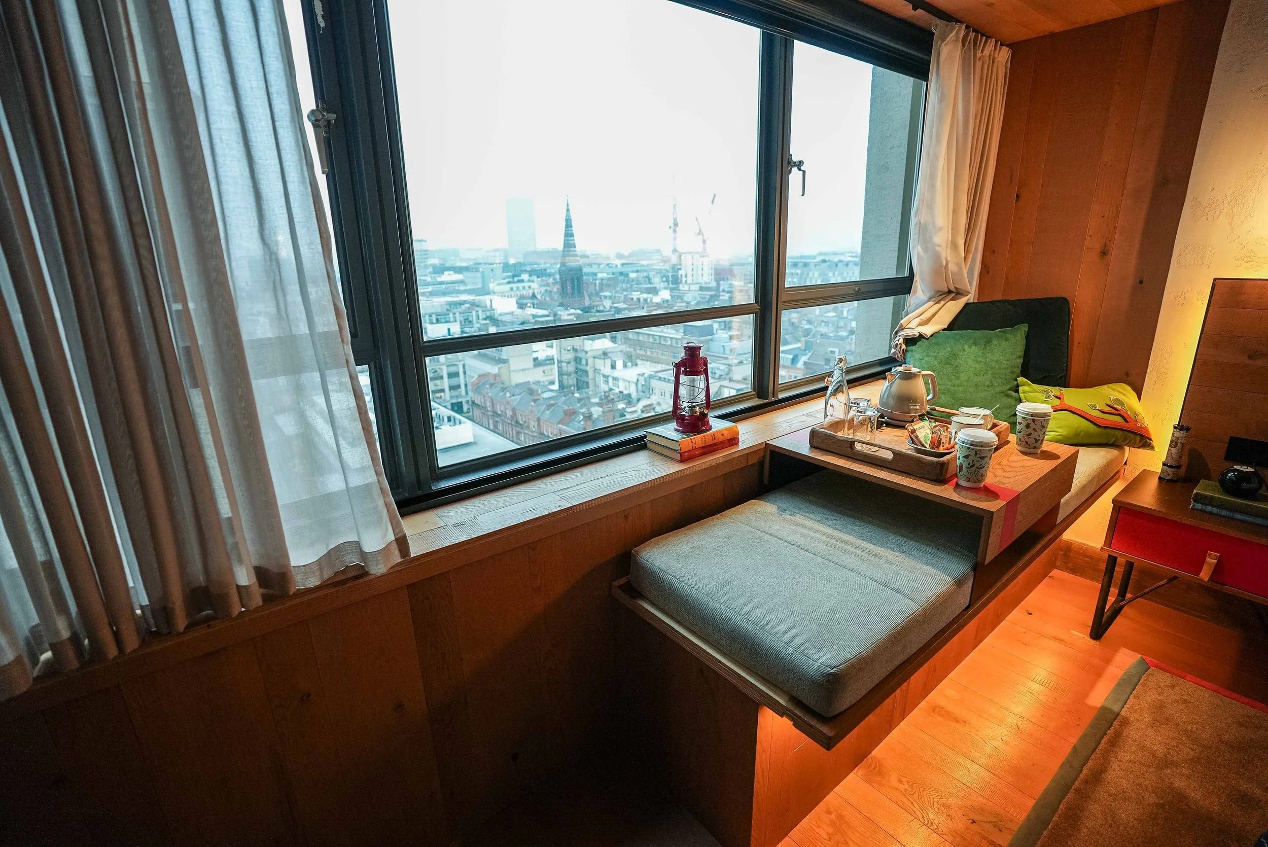Treehouse Hotel London Review - Perfect Hotel in London! - Travel Pockets