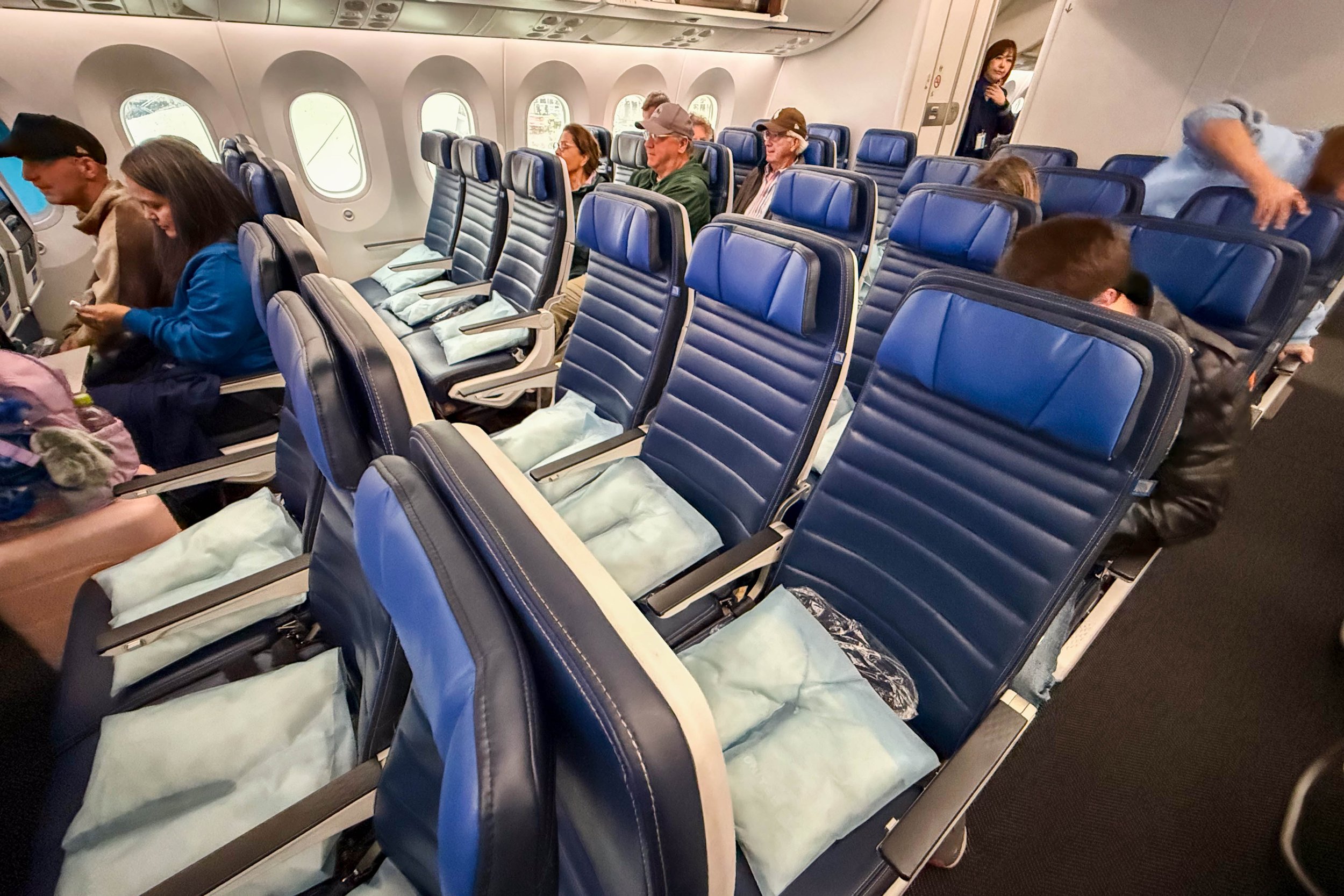United Economy Plus seat at 32D