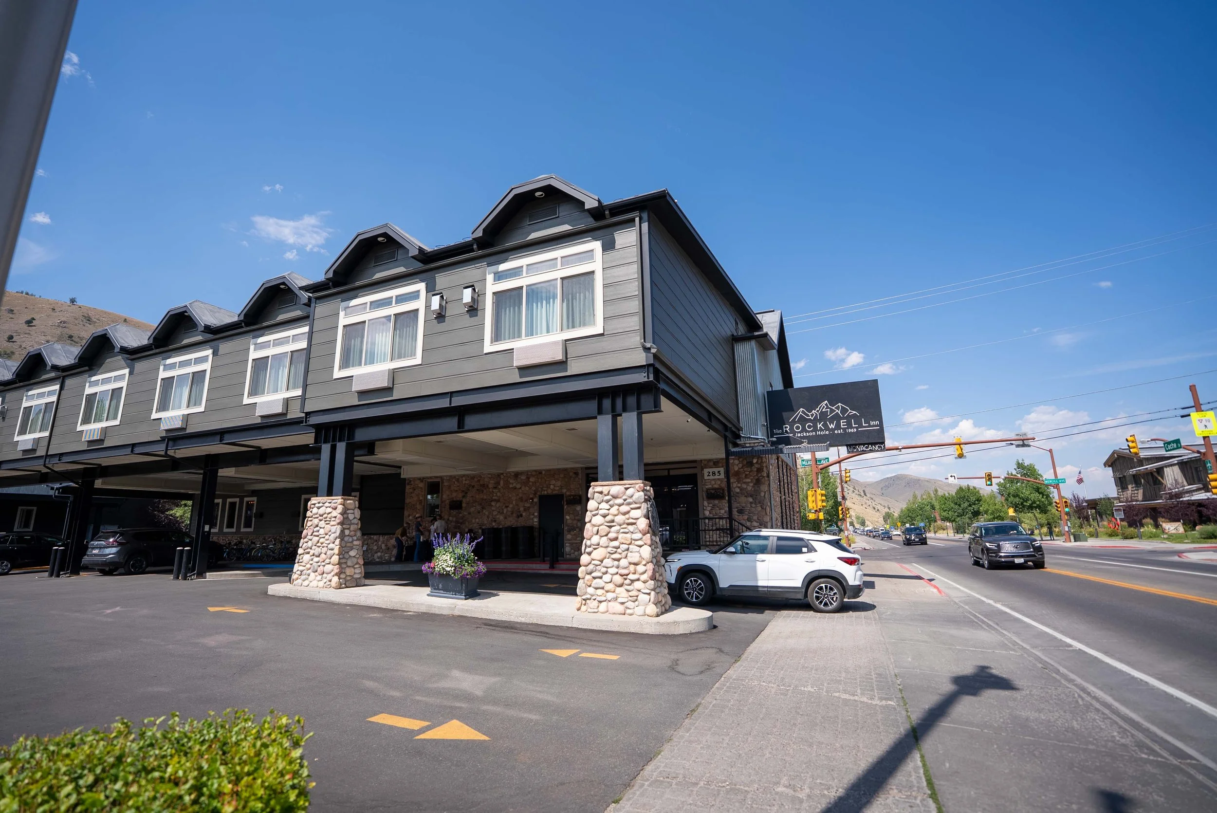 Rockwell Inn Lobby entrance