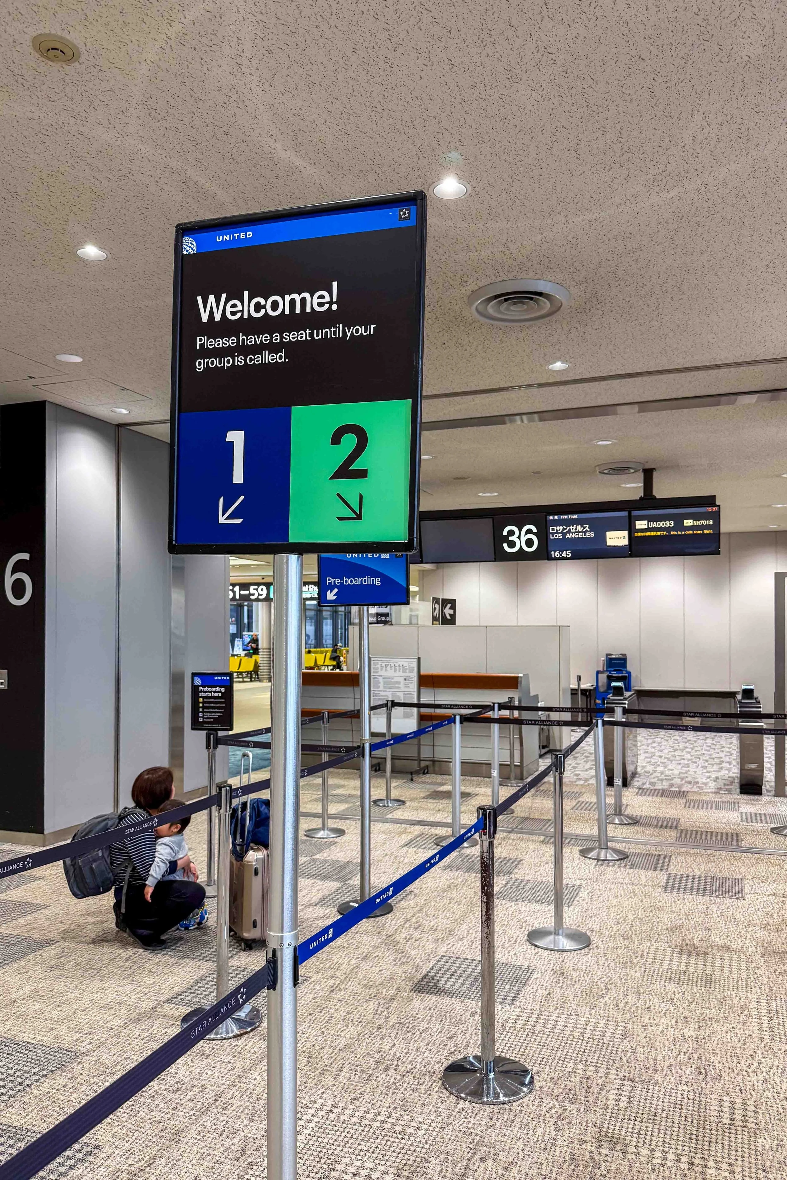 Group 1 and 2 boarding lanes