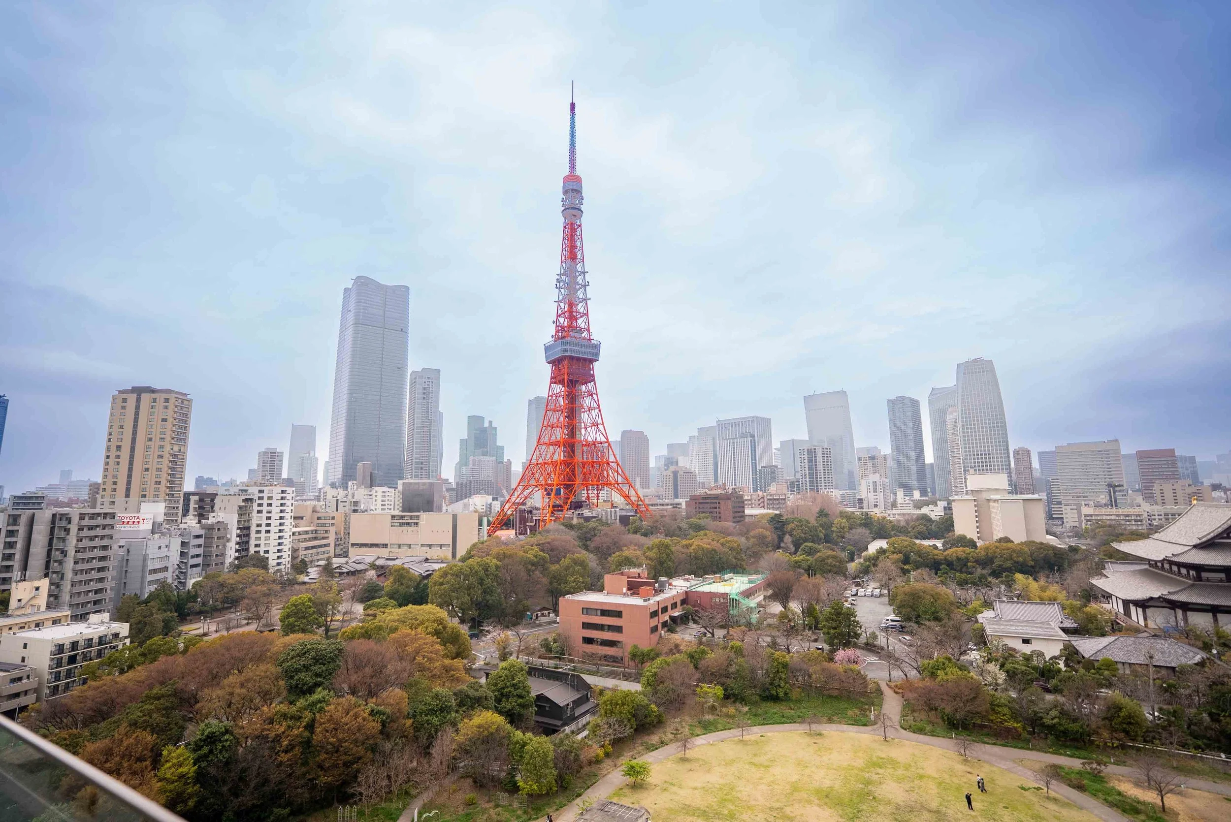Tokyo Tower view in March