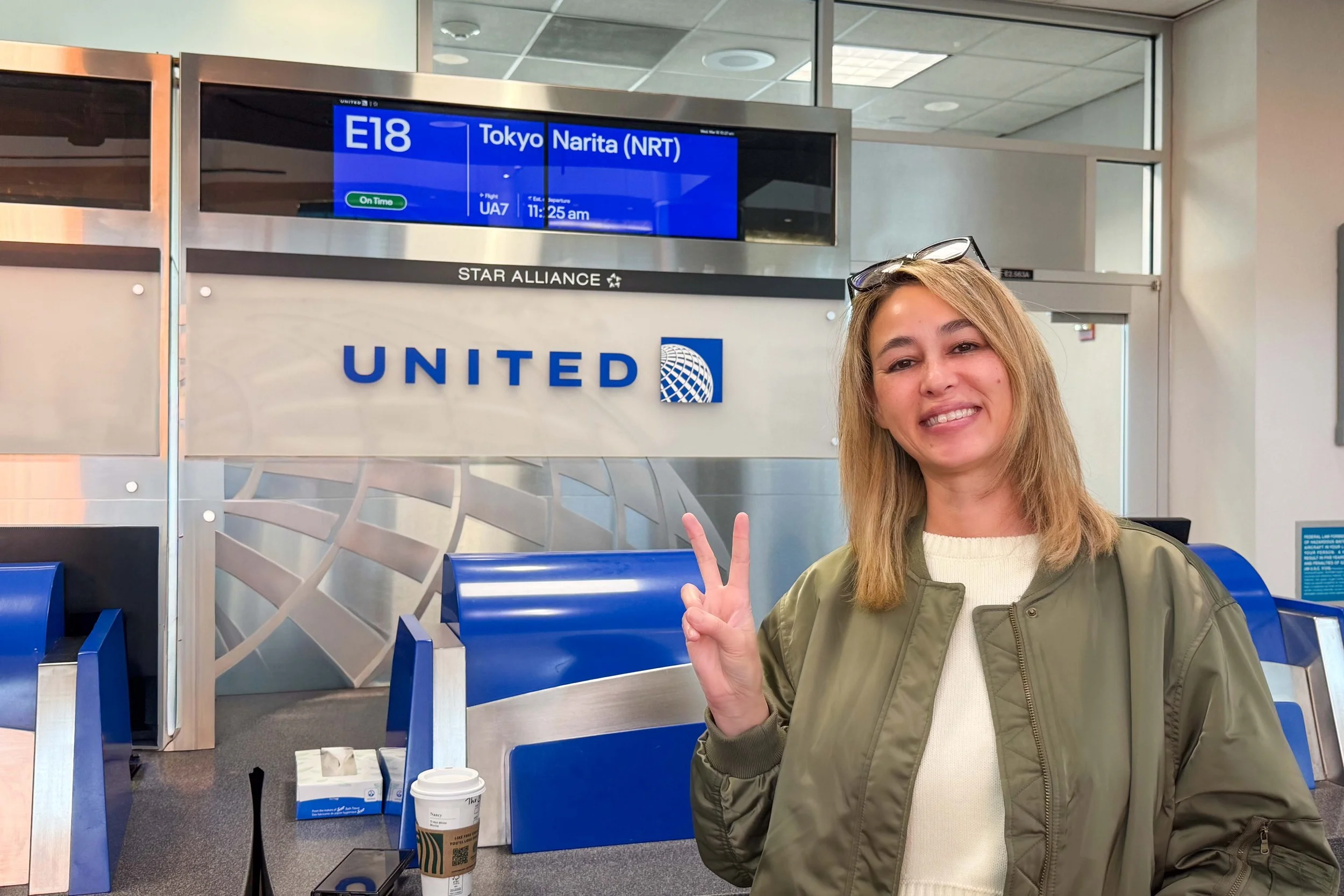 United Airlines happy camper
