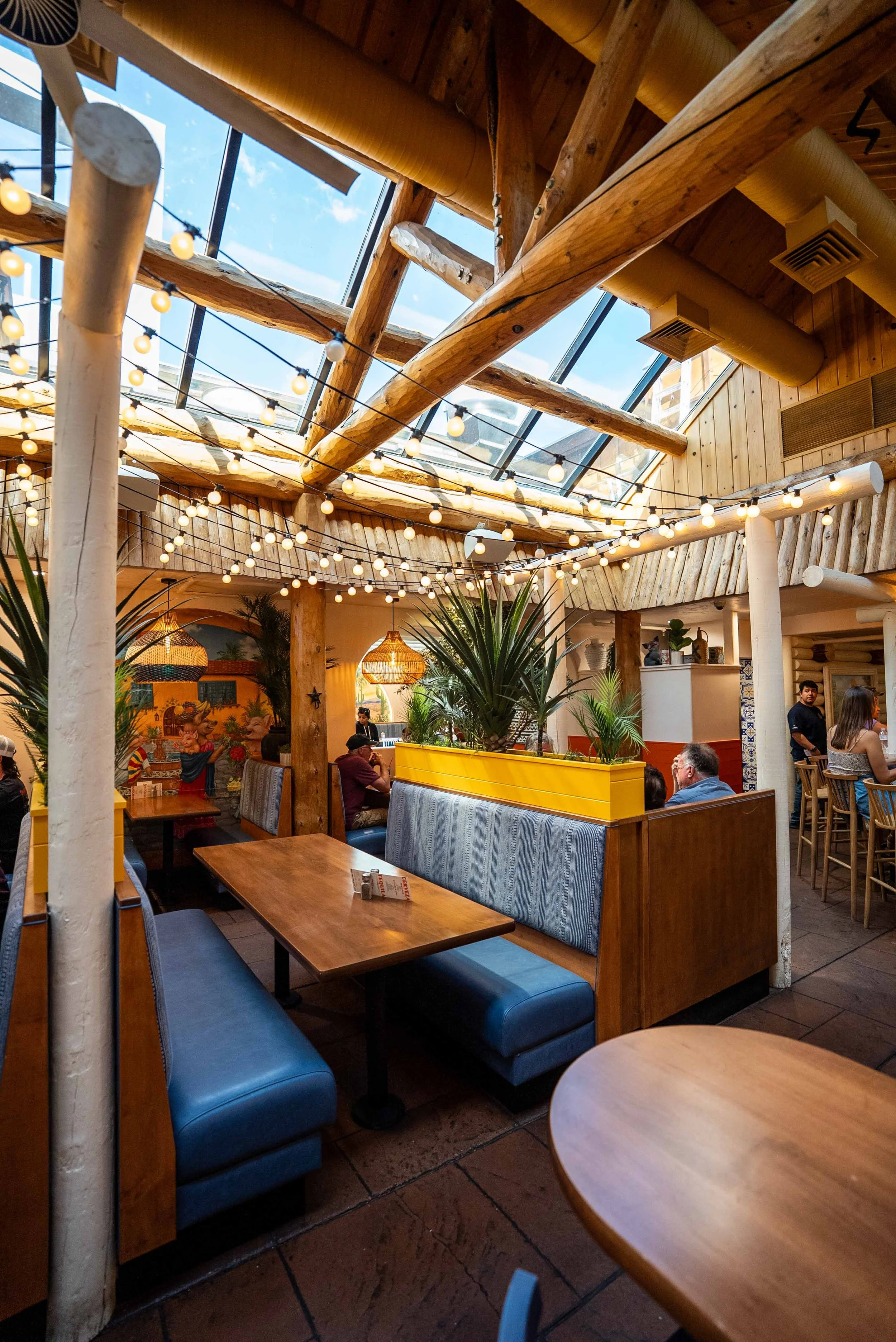 Merry Piglets Tex Mex restaurant interior