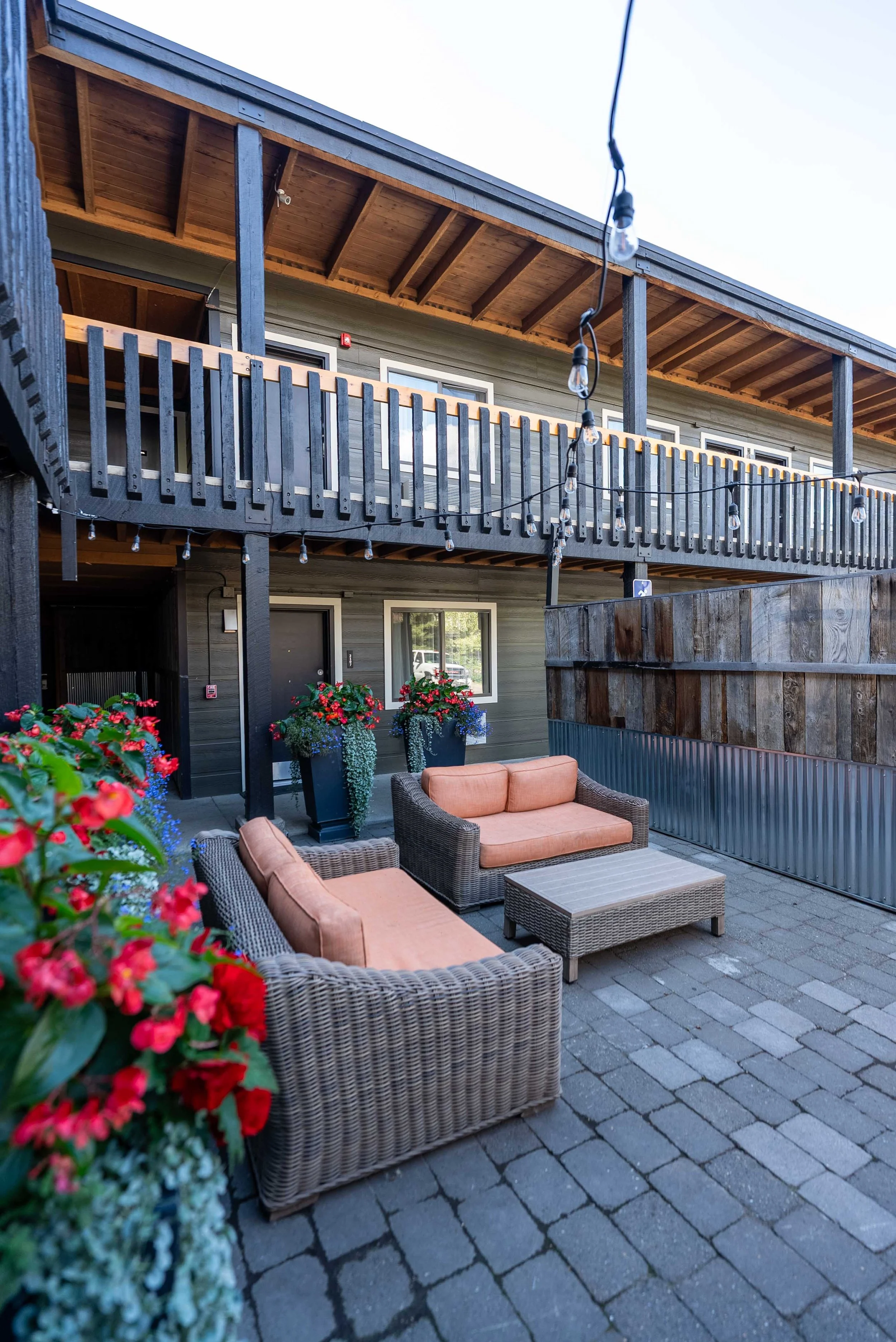 Cute outside lounge area