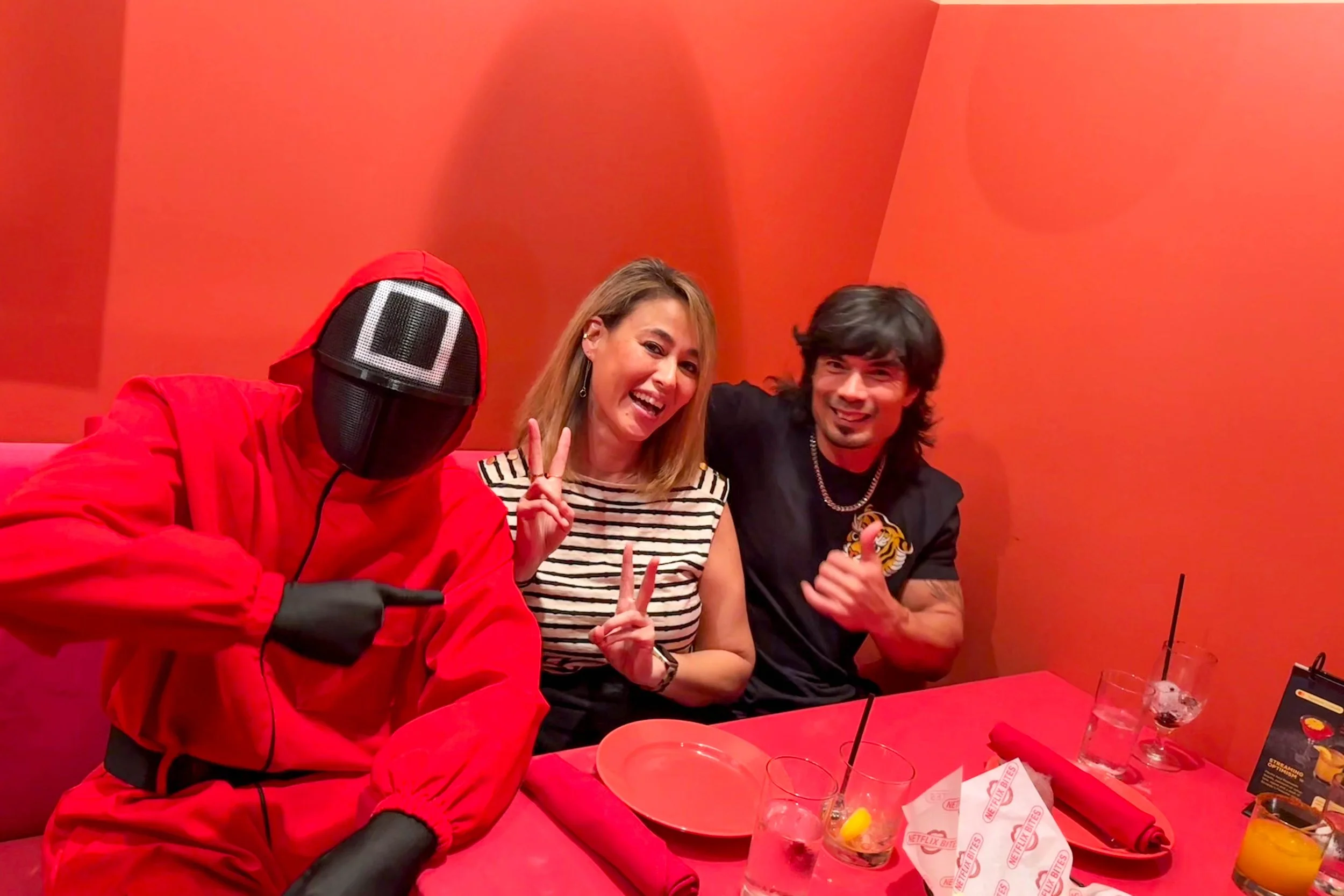 Group picture with Squid Game soldier