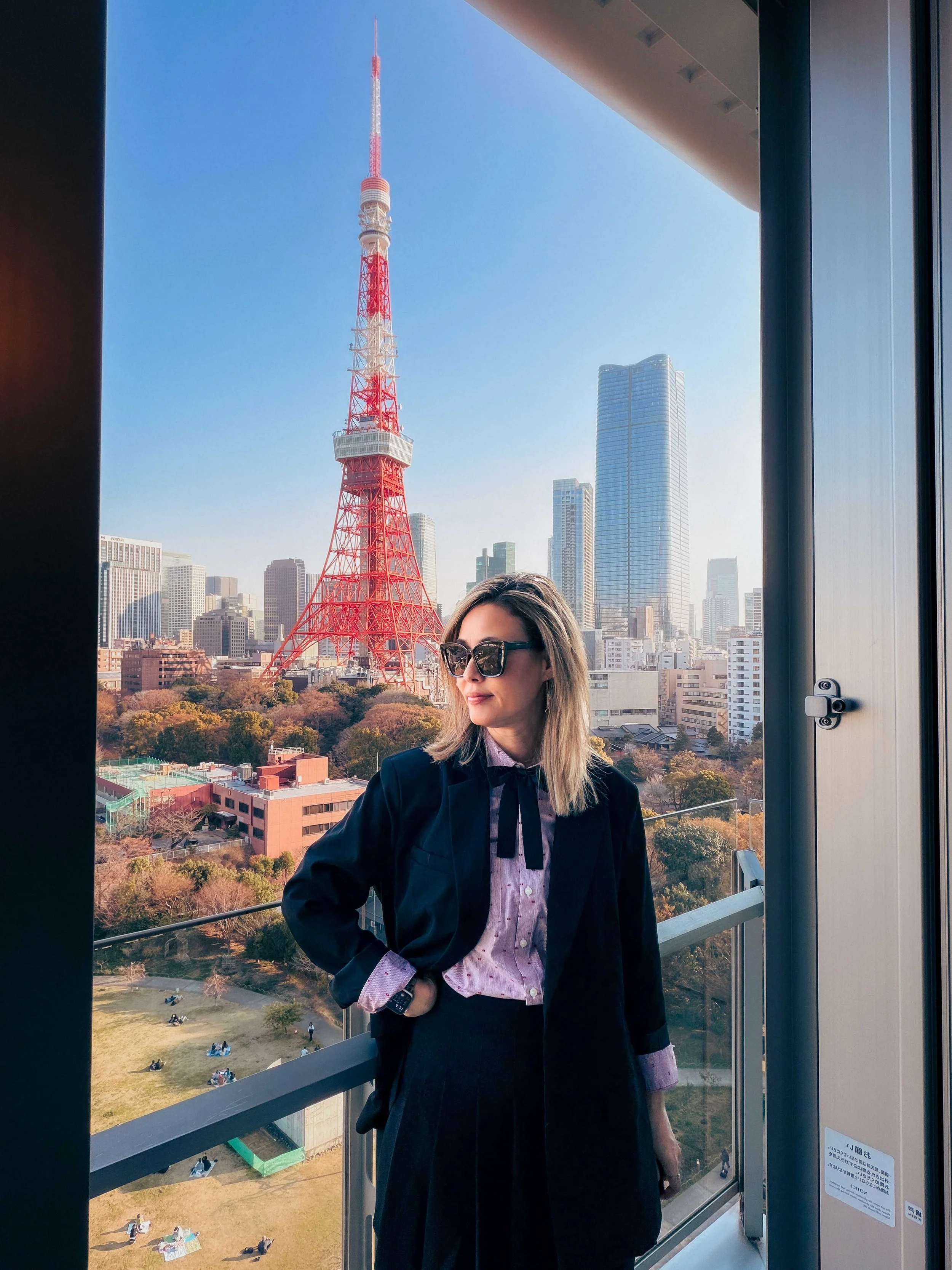 Tokyo Tower hotel room shot