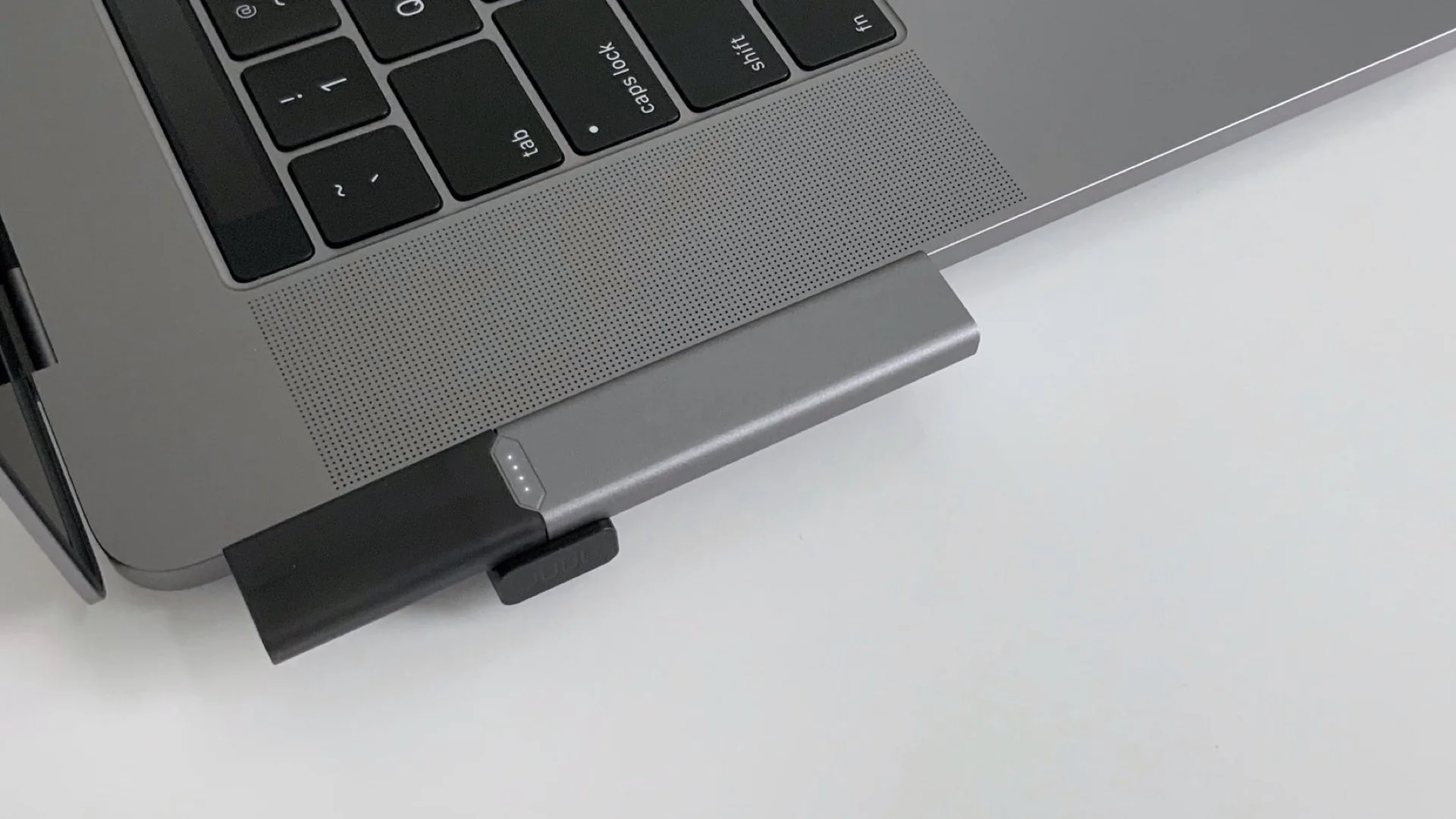 JUUL2 FOLIO 01.010.jpeg