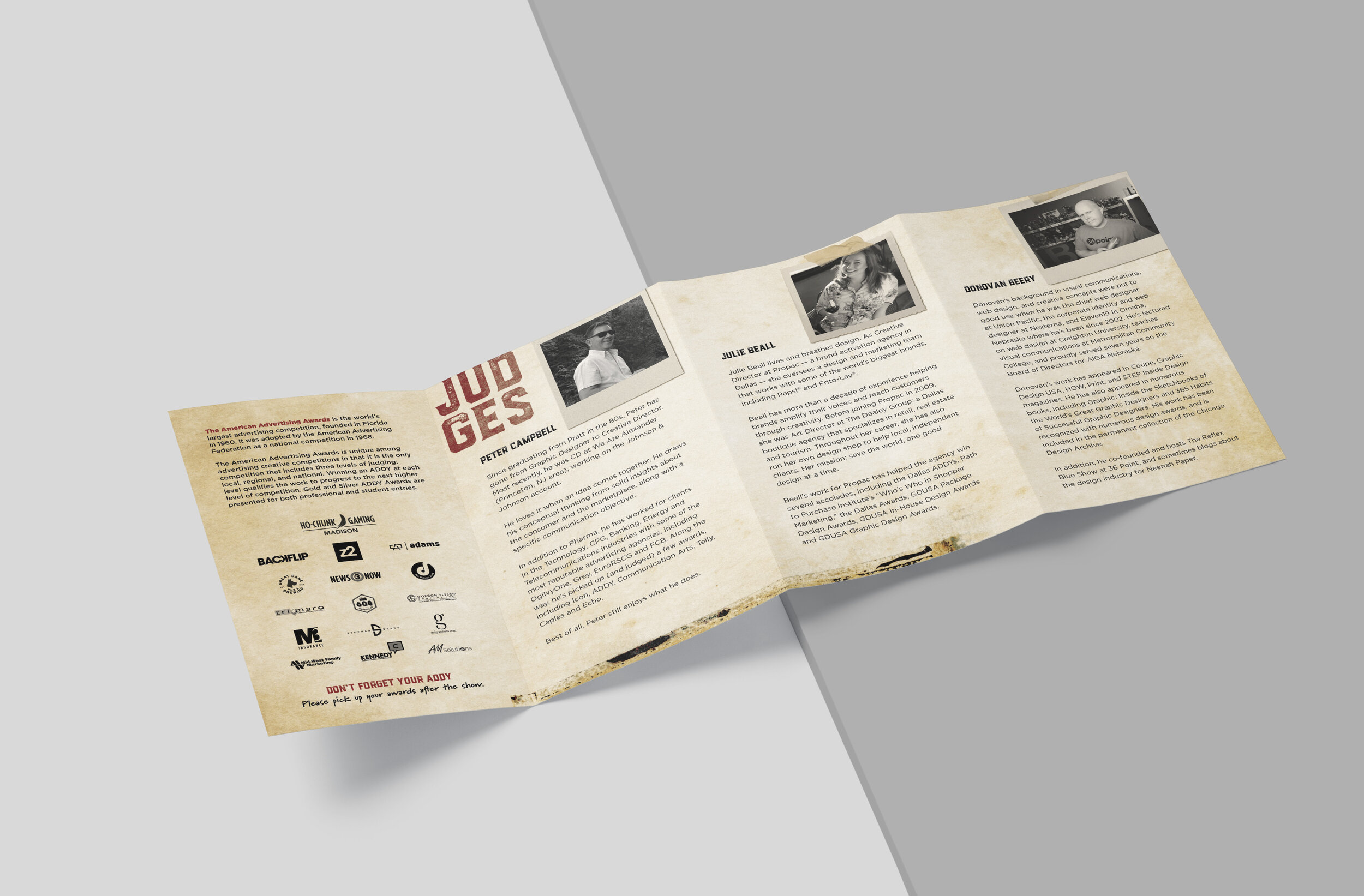 182-4-fold-flyer-mockup-04.jpg