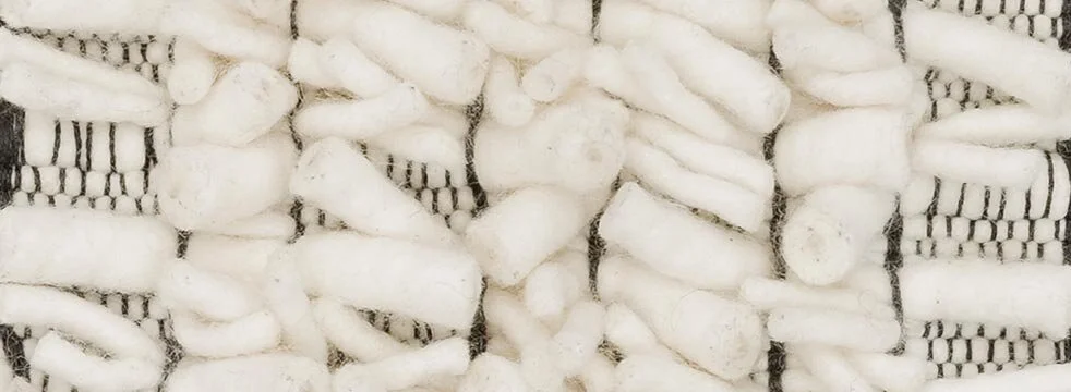1100