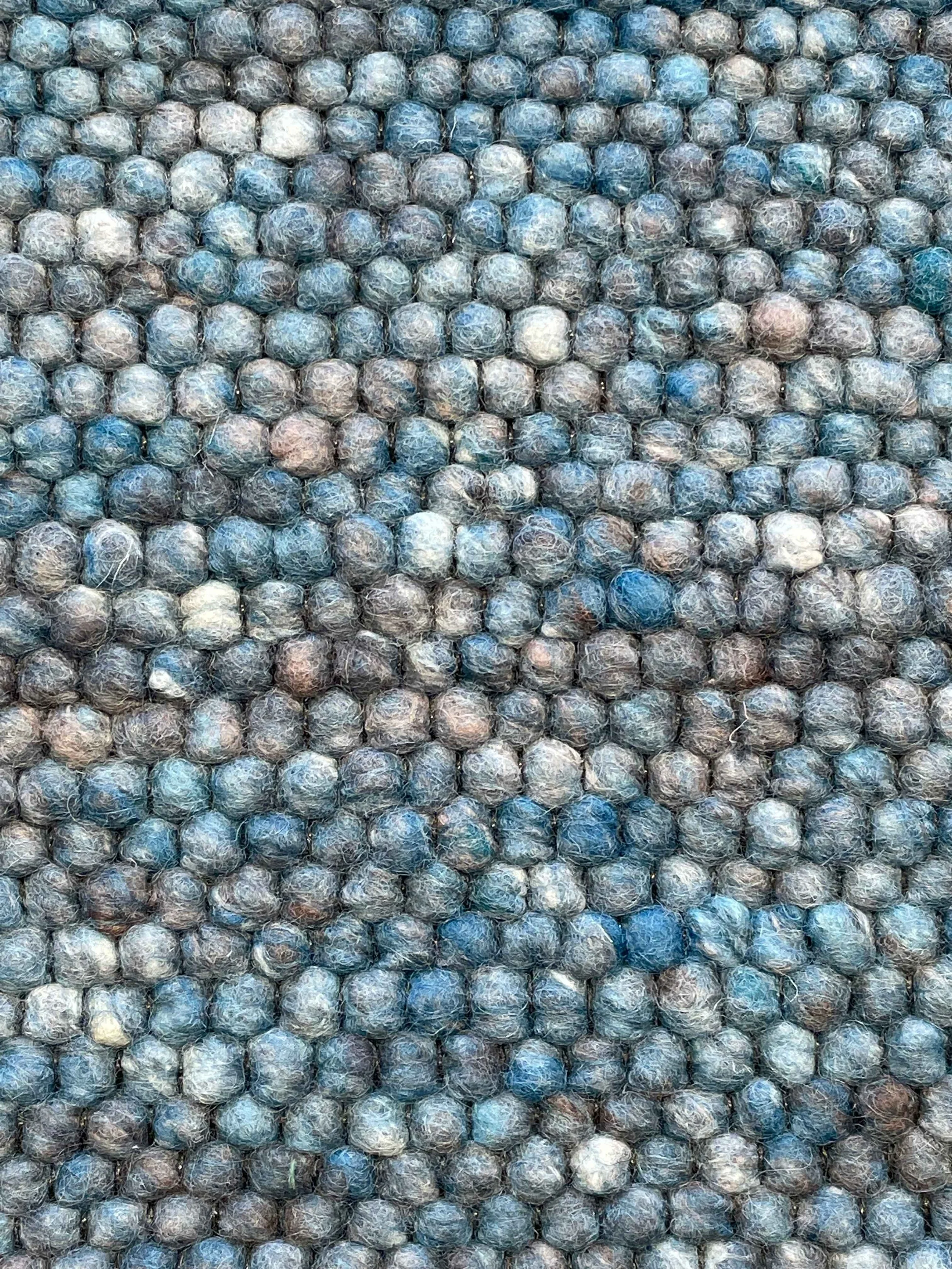 153