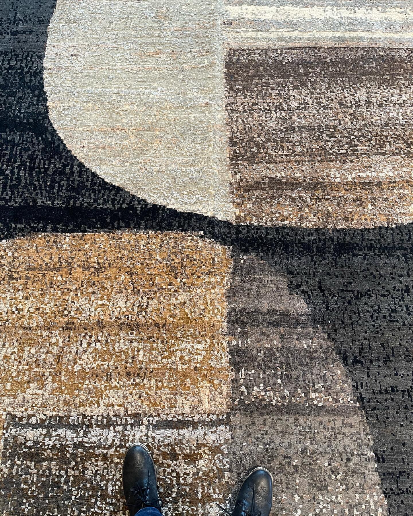 New rug from the #driscollrobbinscollection woven in India with a wool field and raised silk. #rugdesign #seattleinteriordesigner