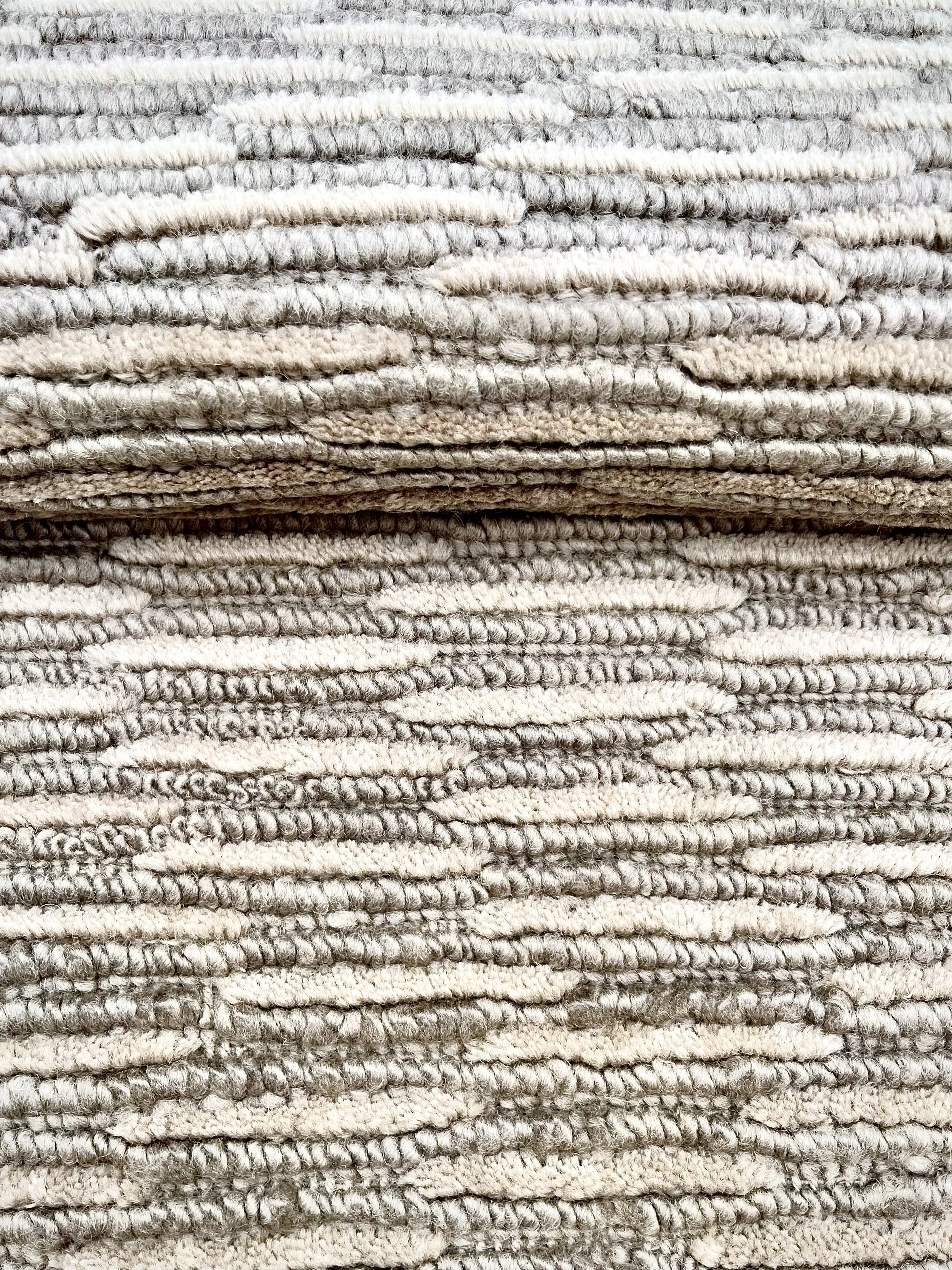 RABBAT - LIGHT GREY, VC-404