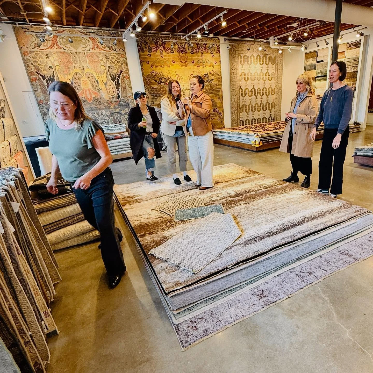 @jasdesignbuild welcome to our showroom! Glad you can come see our rugs and samples up close - also first to check out the sale rugs!