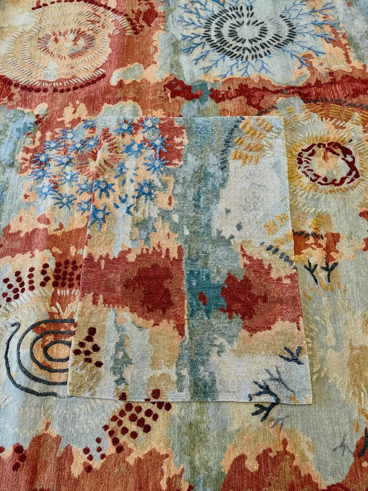 Get ready to be blown away! Bohemian Rhapsody is more than just a legendary song, it's the ultimate inspiration for a stunning rug design! @woolandsilkrugs