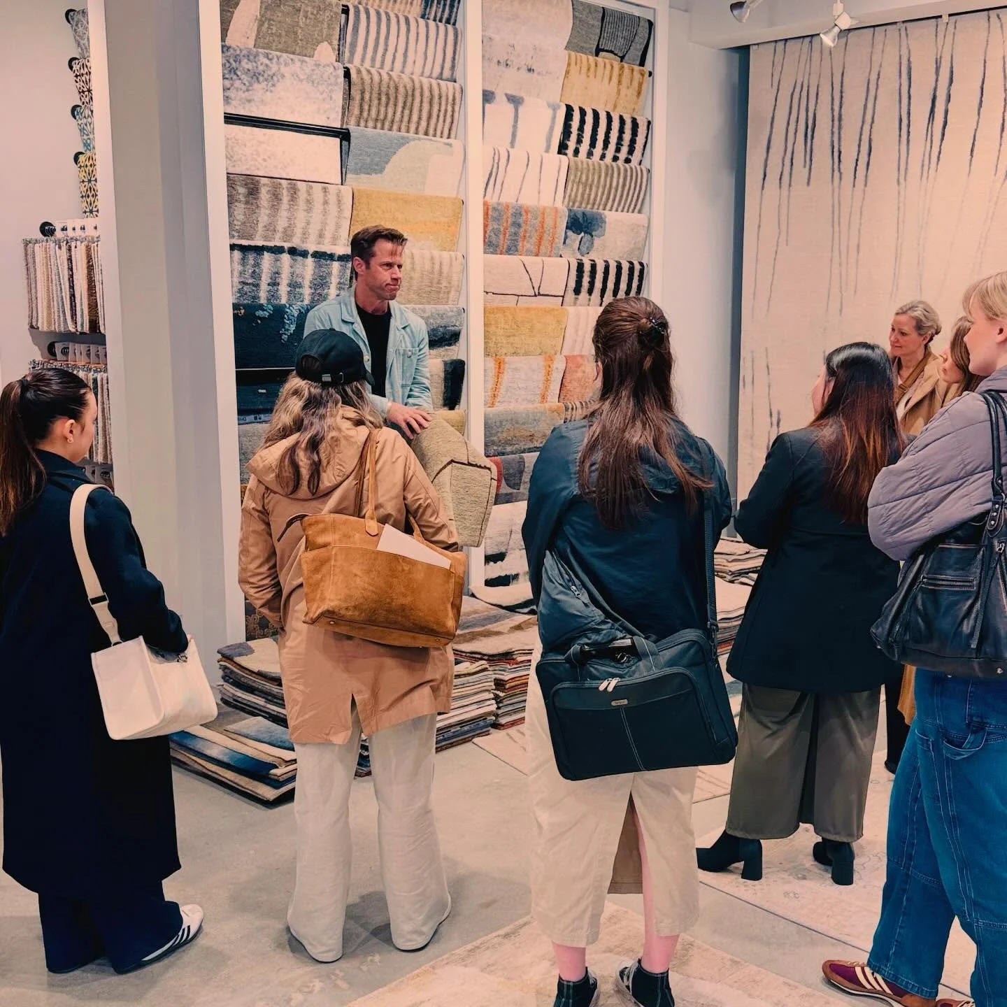 Heritage welcomes you back to our Seattle showroom! We love meeting new faces, especially the next gen of interior designers! Sharing our passion and expertise with you is always a delight! See you soon! @heritageschoolofinteriordesign