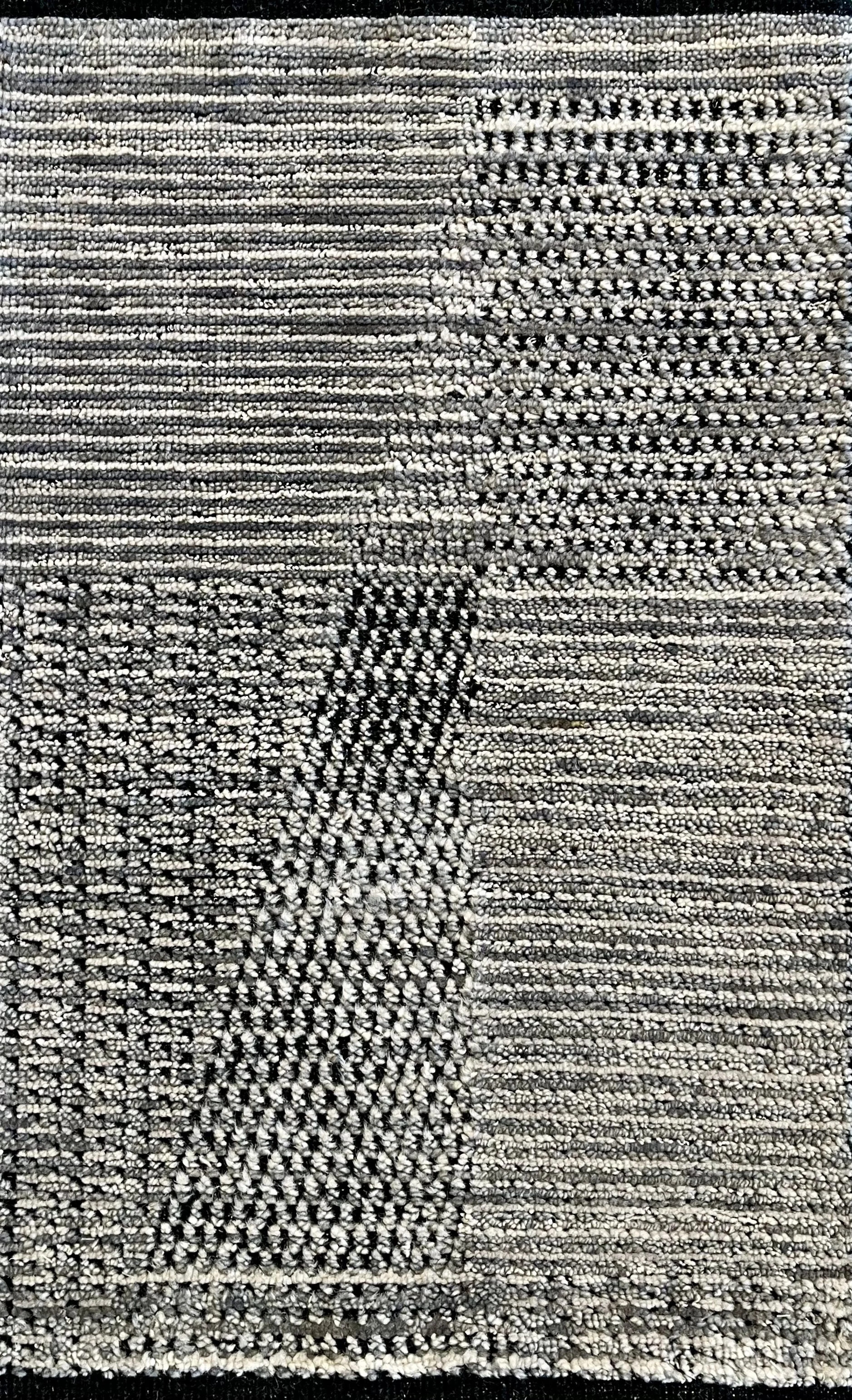 Maze VC-404 - Light Grey