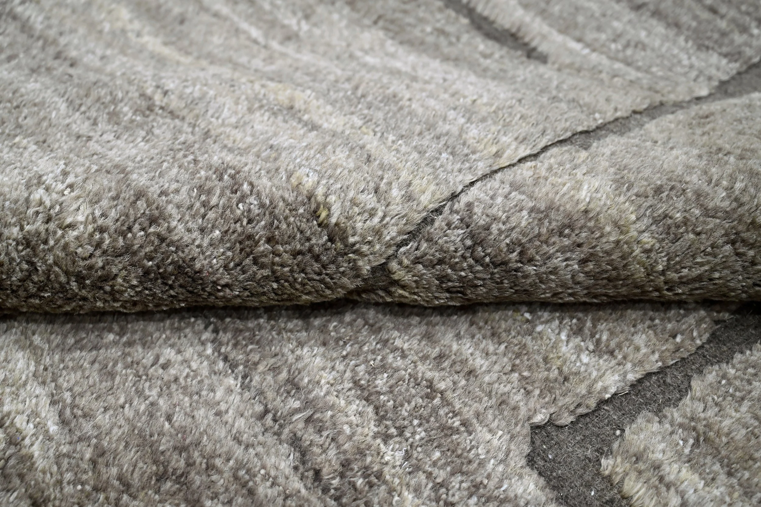 LT-4753 BROWN 8x10 (4).JPG