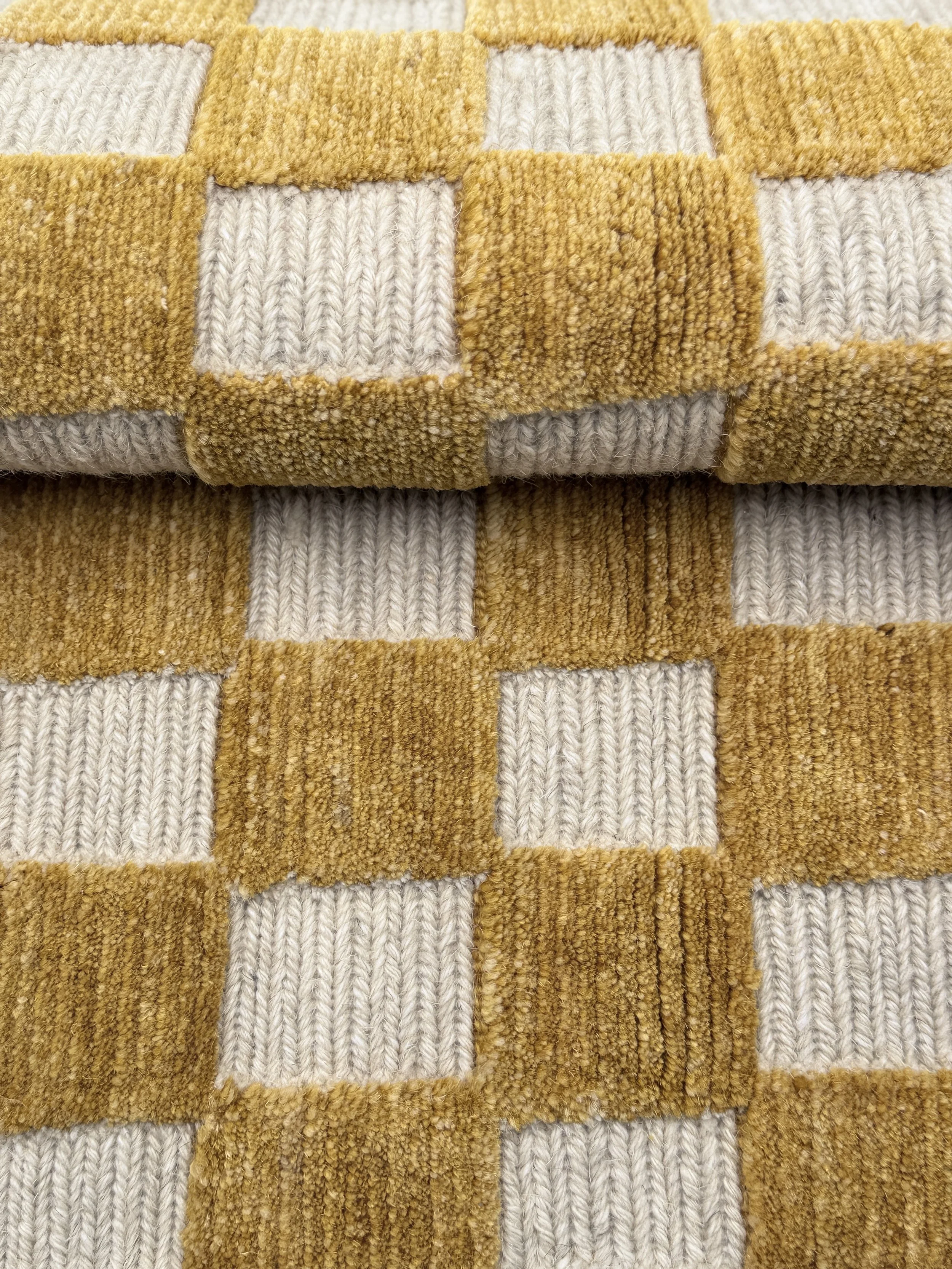 CHECKERED, R3925/25A