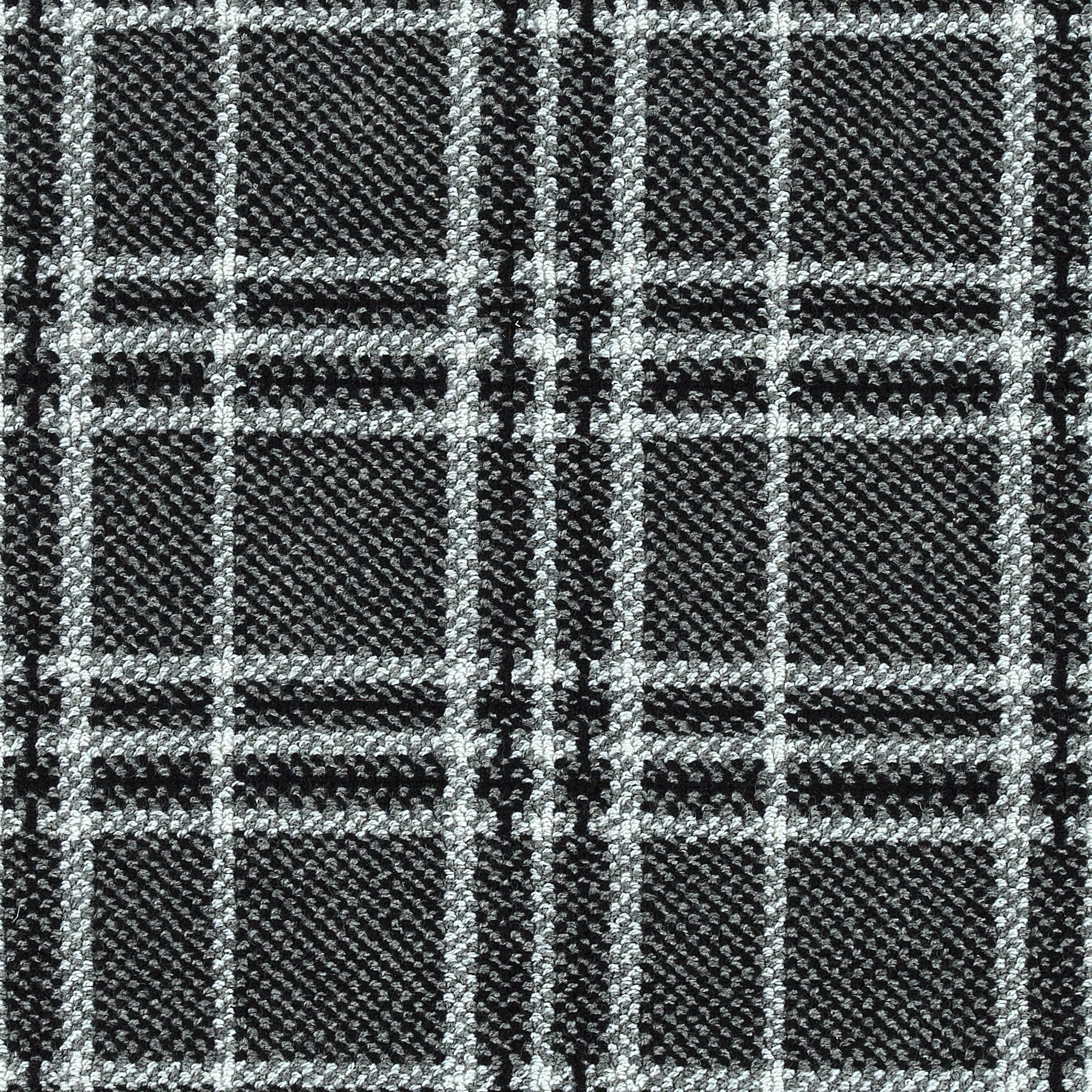 Whispering Hill - Black.