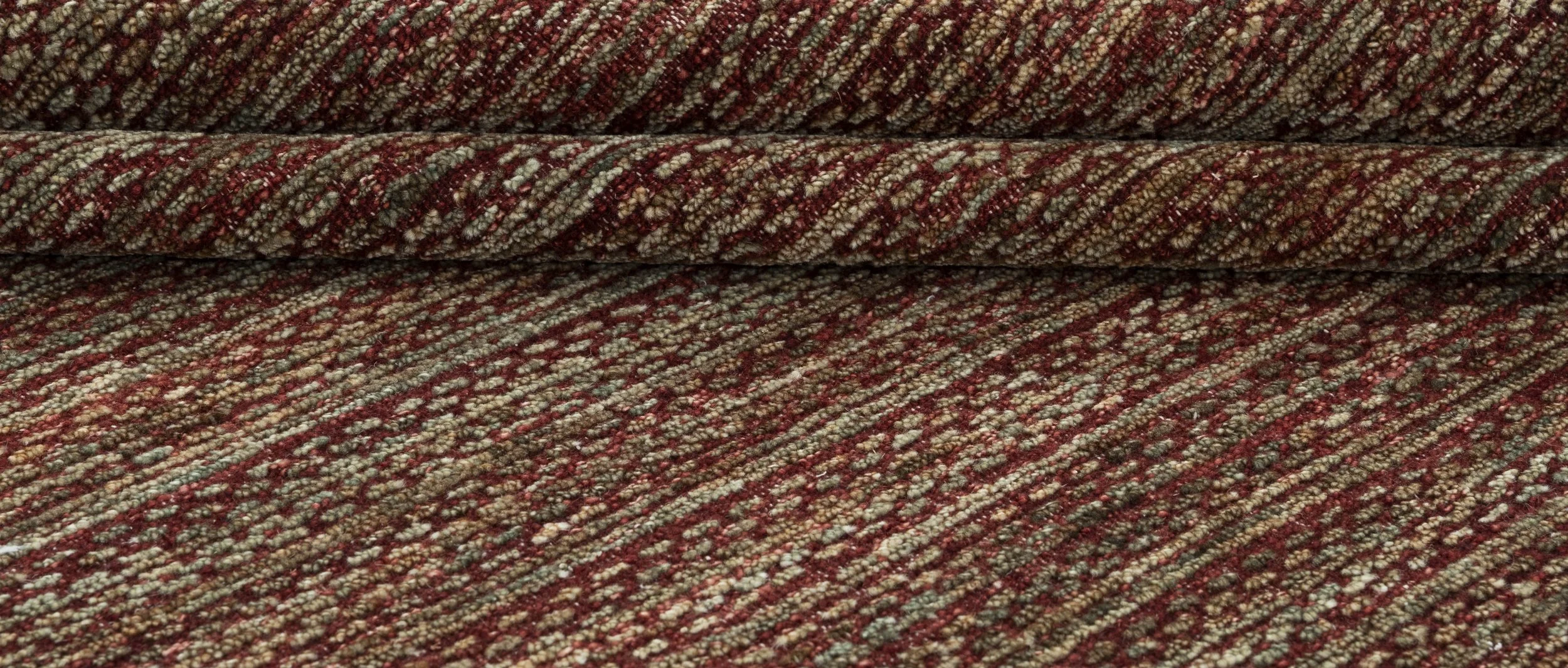 RV 2454 Red Green Wool Closeup-2.jpg