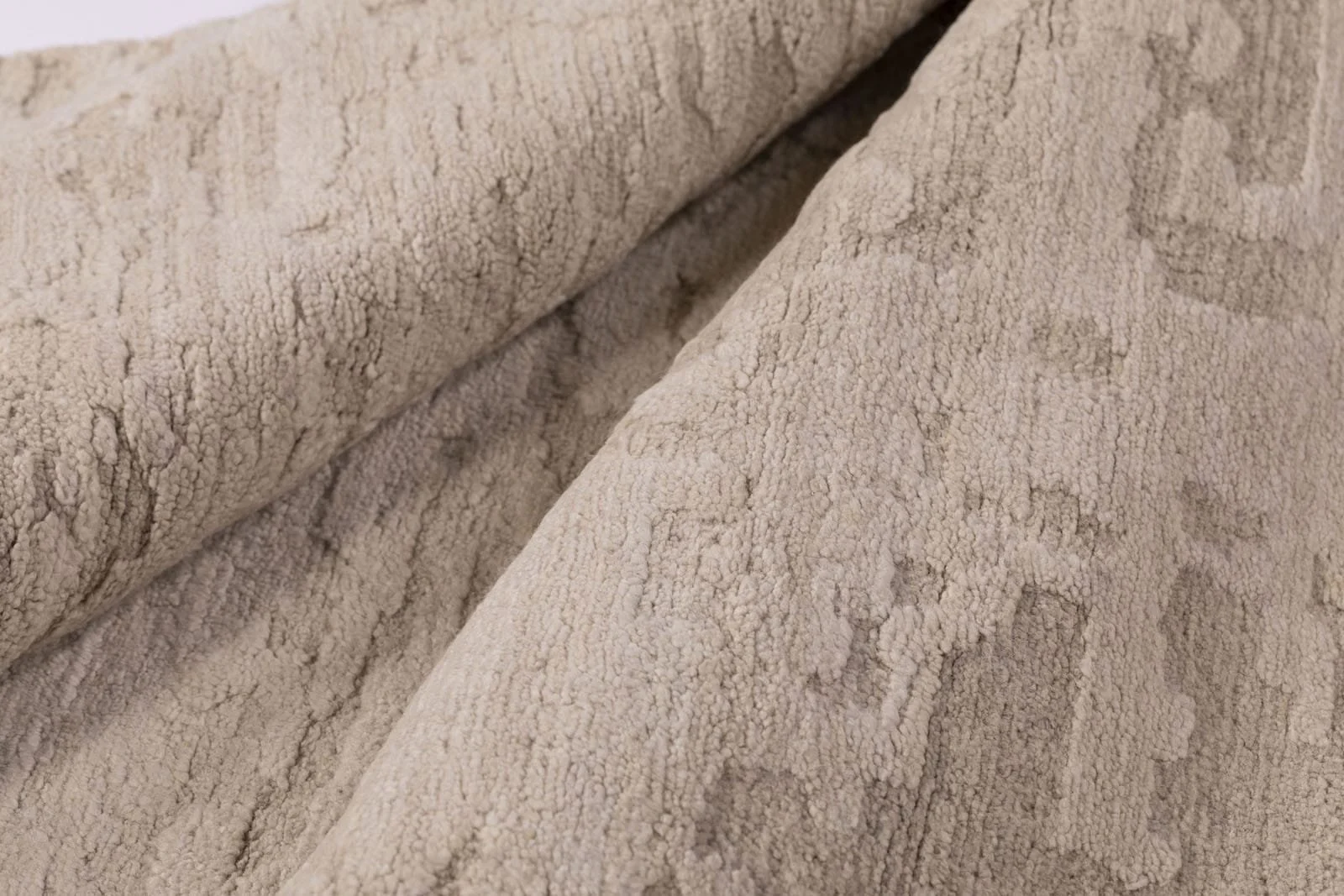 MIYAKE-II_BONE_4X6_Detail-2_WEB.jpg