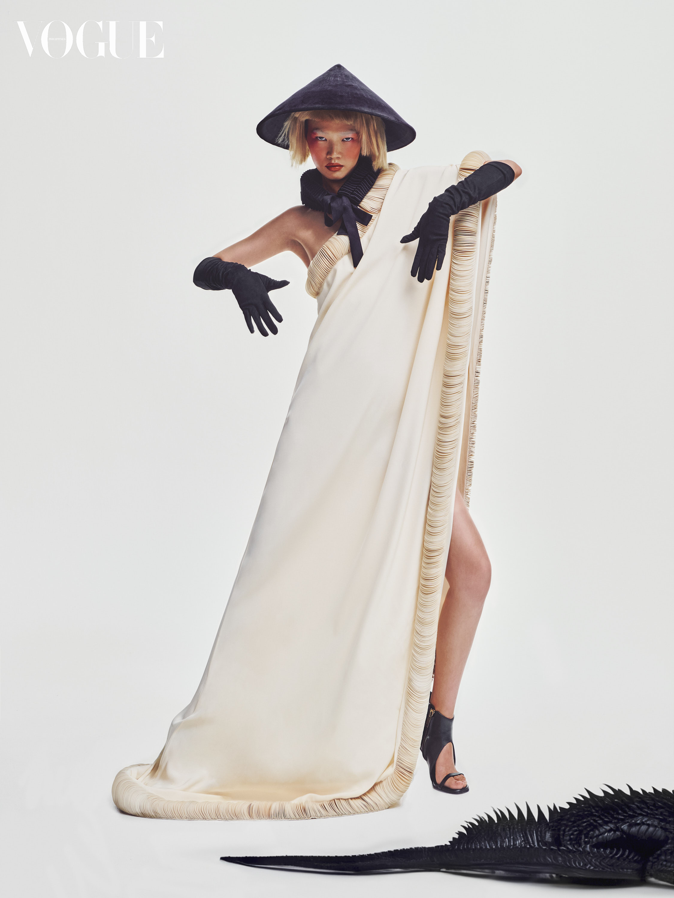 Vogue Philippines NY0826 copia copy copia.png