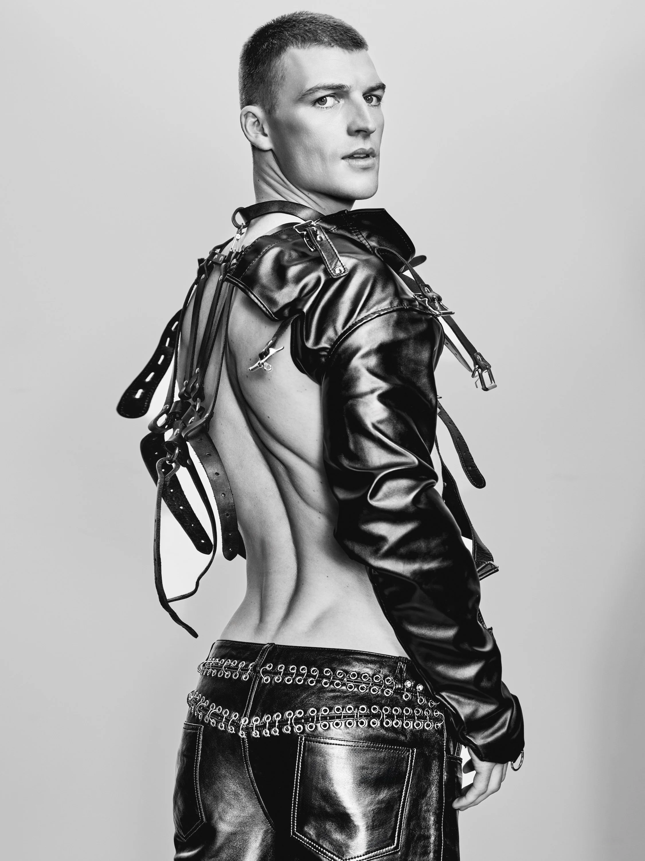 Test Men Arut13033 copy 2.jpg