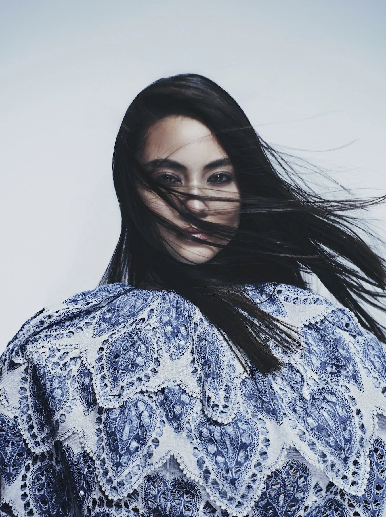 Vogue PH Arut15819 copy 4.jpg