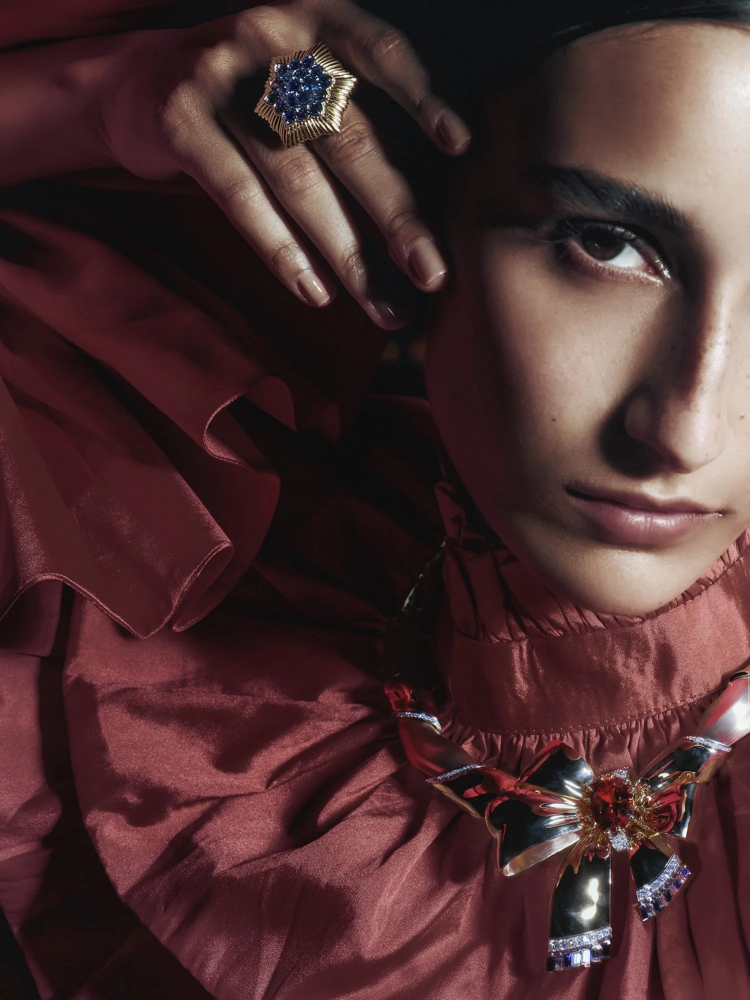 20241116_VOGUE-ARABIA_VAN-CLEEF_01_0138 copy 2.jpg