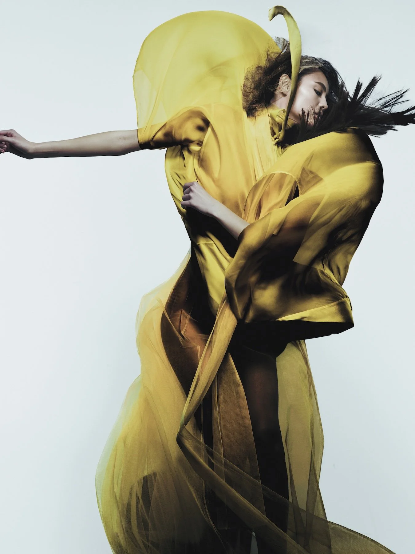 Vogue PH Arut16072 copy 2s copy.jpg