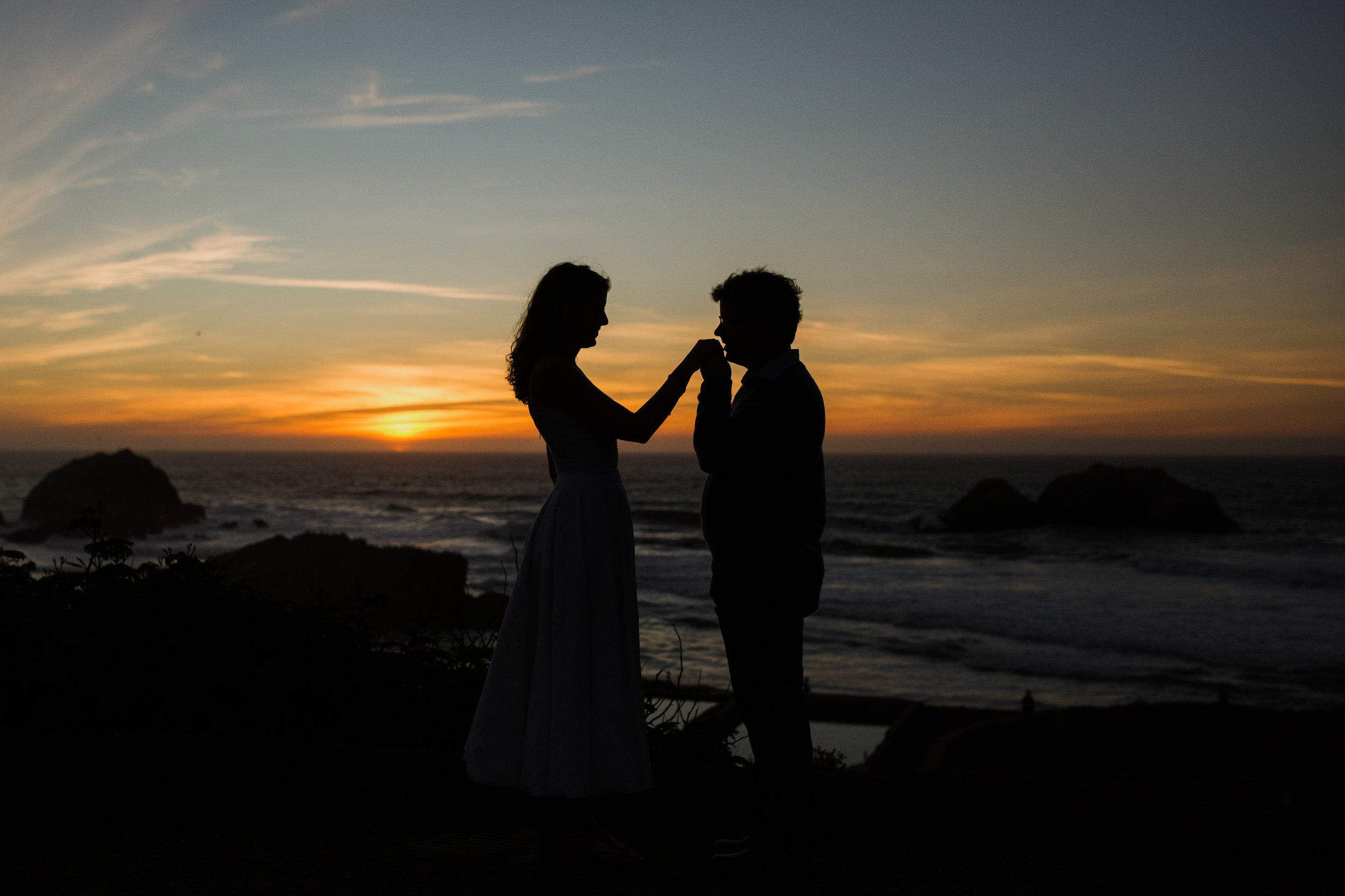 san francisco bay area photographer bre thurston | pacific coast outdoor engagement shoot | happy couple at sunset