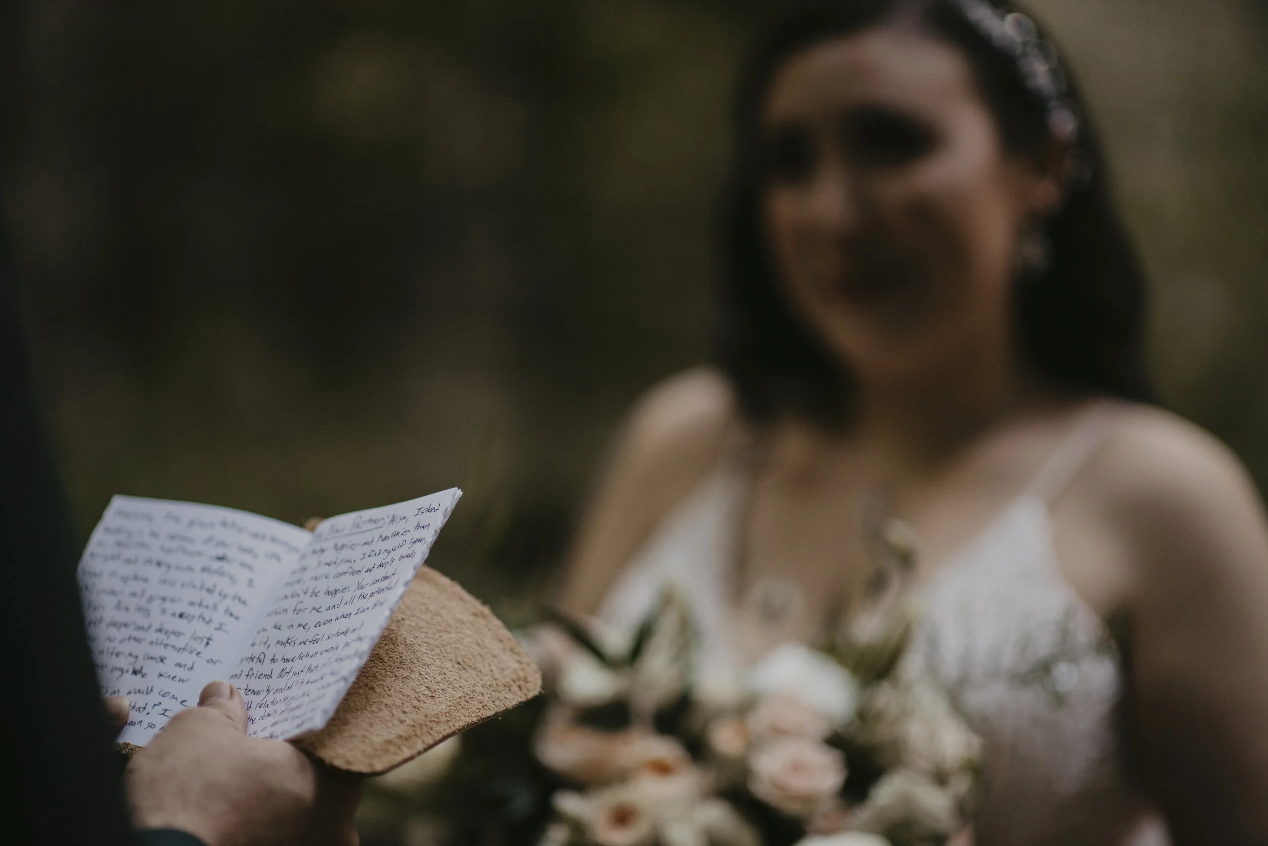 0004Alisa and Jari Sneak peeks.JPG