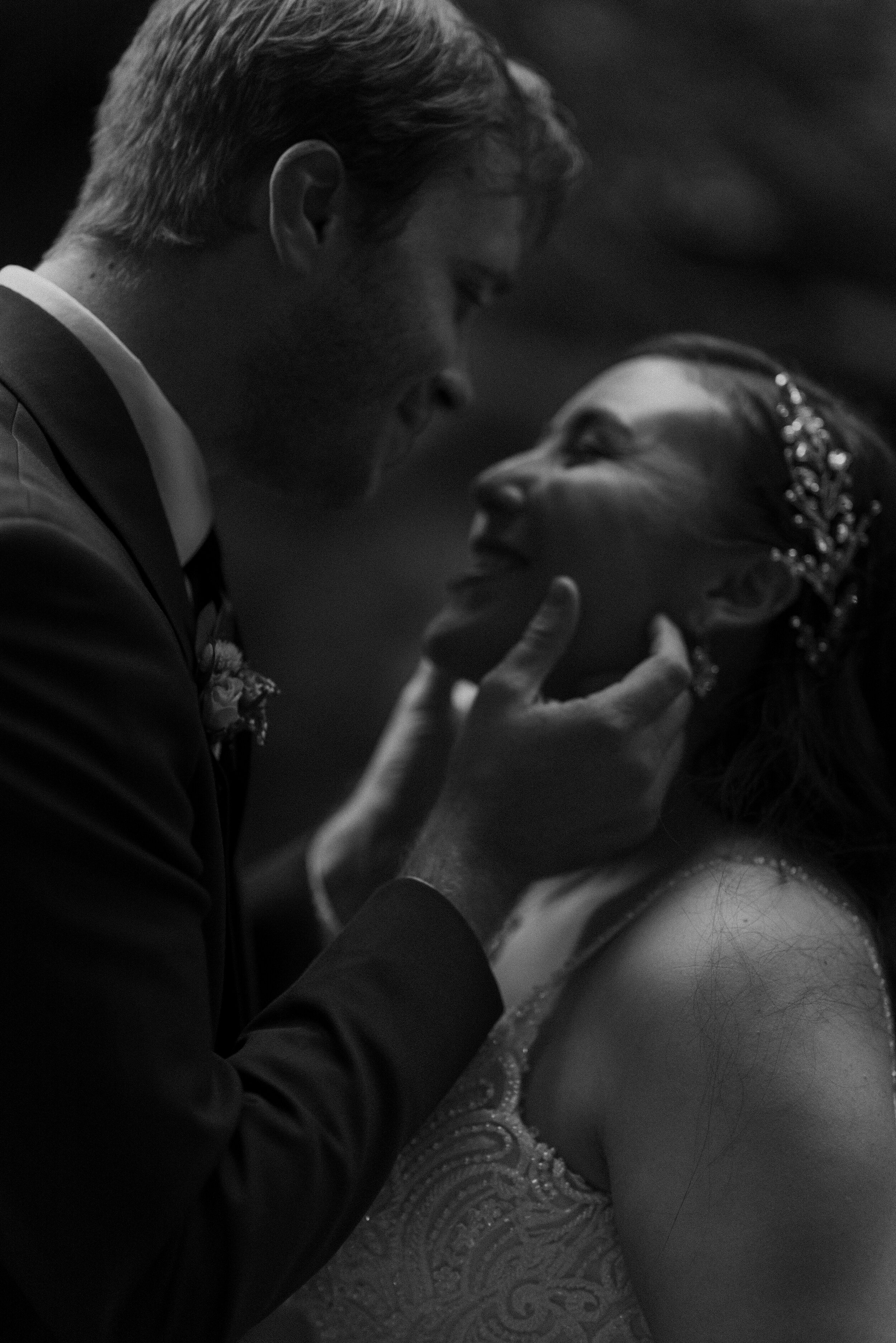 0009Alisa and Jari Sneak peeks.JPG