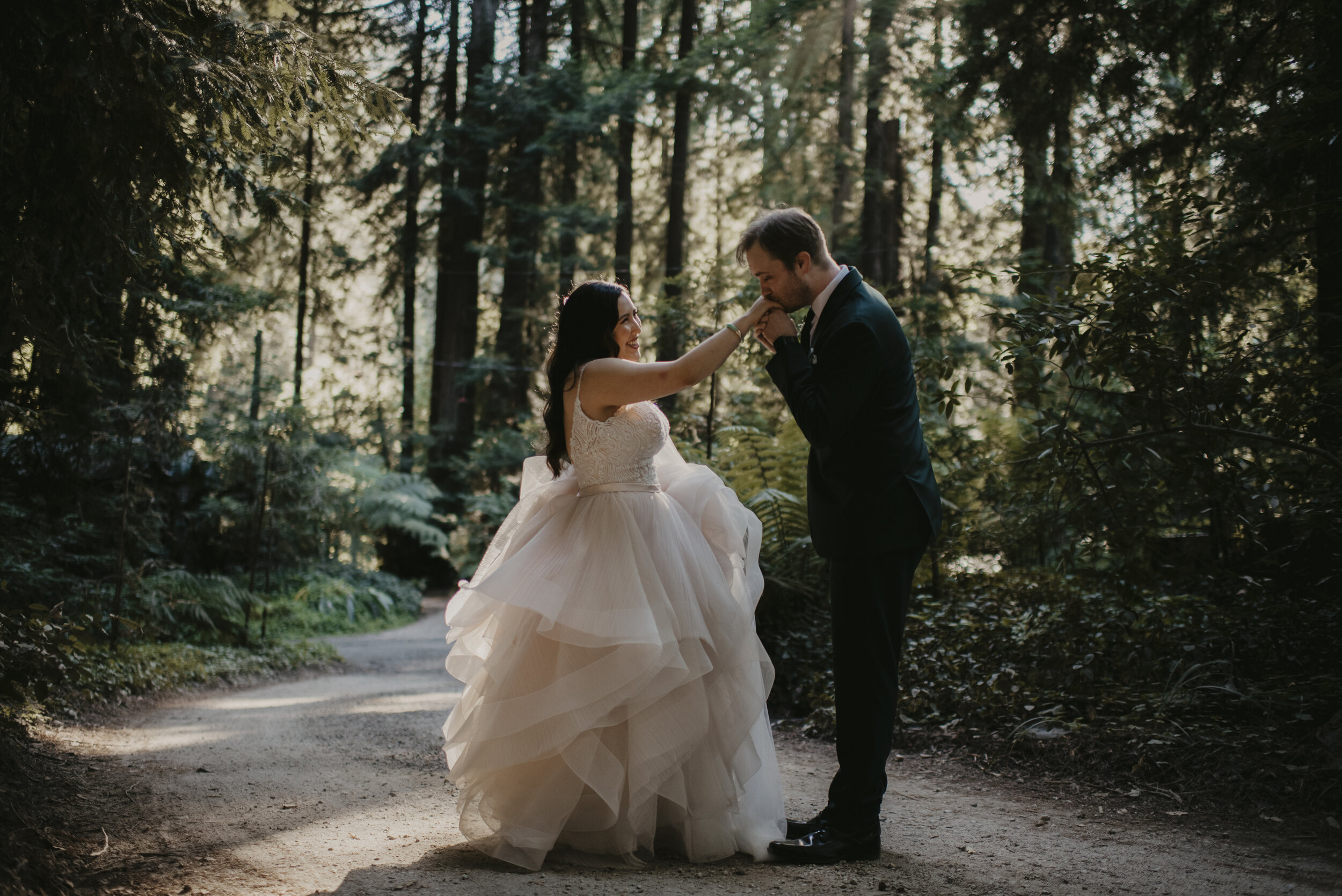 0015Alisa and Jari Sneak peeks.JPG