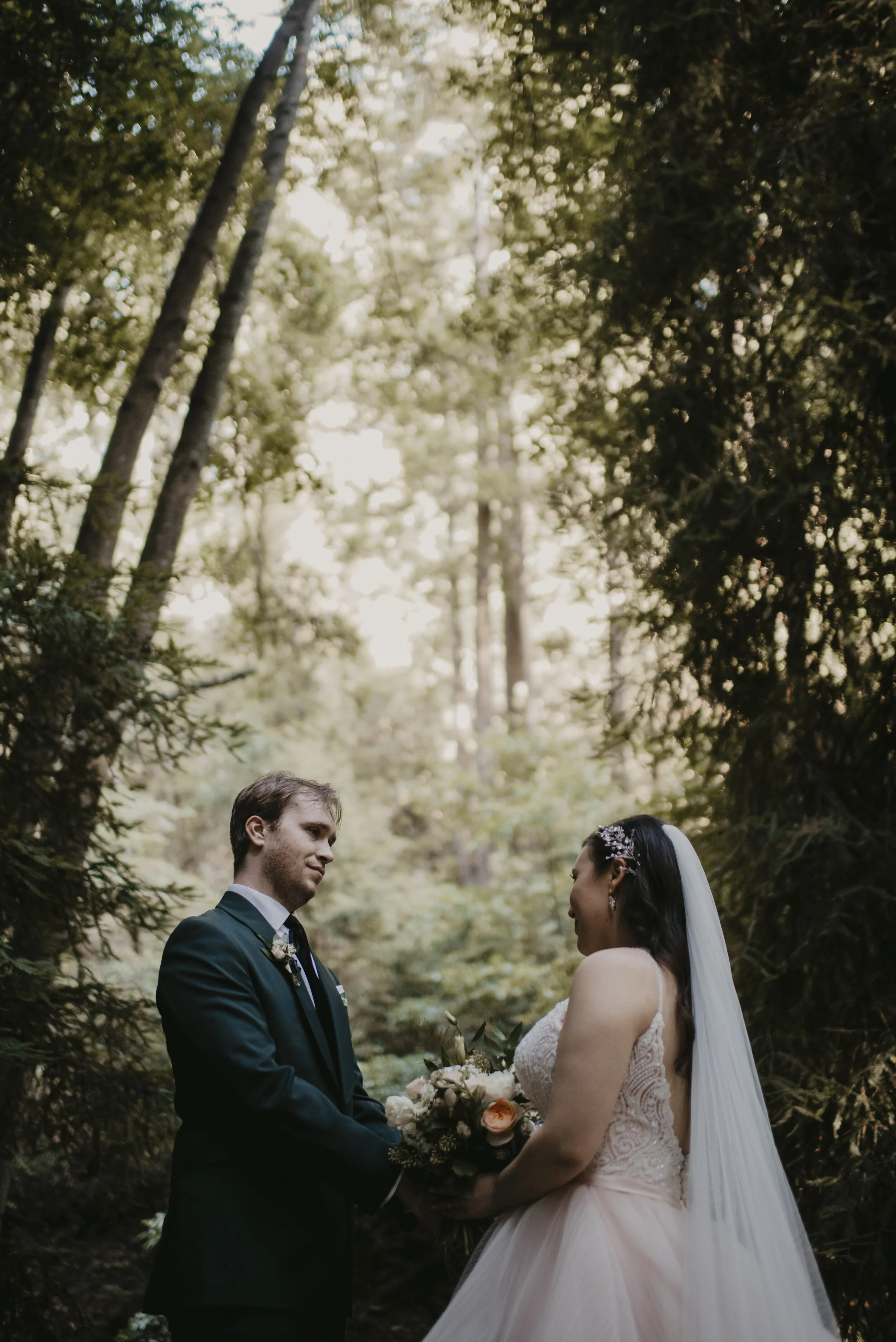 0017Alisa and Jari Sneak peeks.JPG