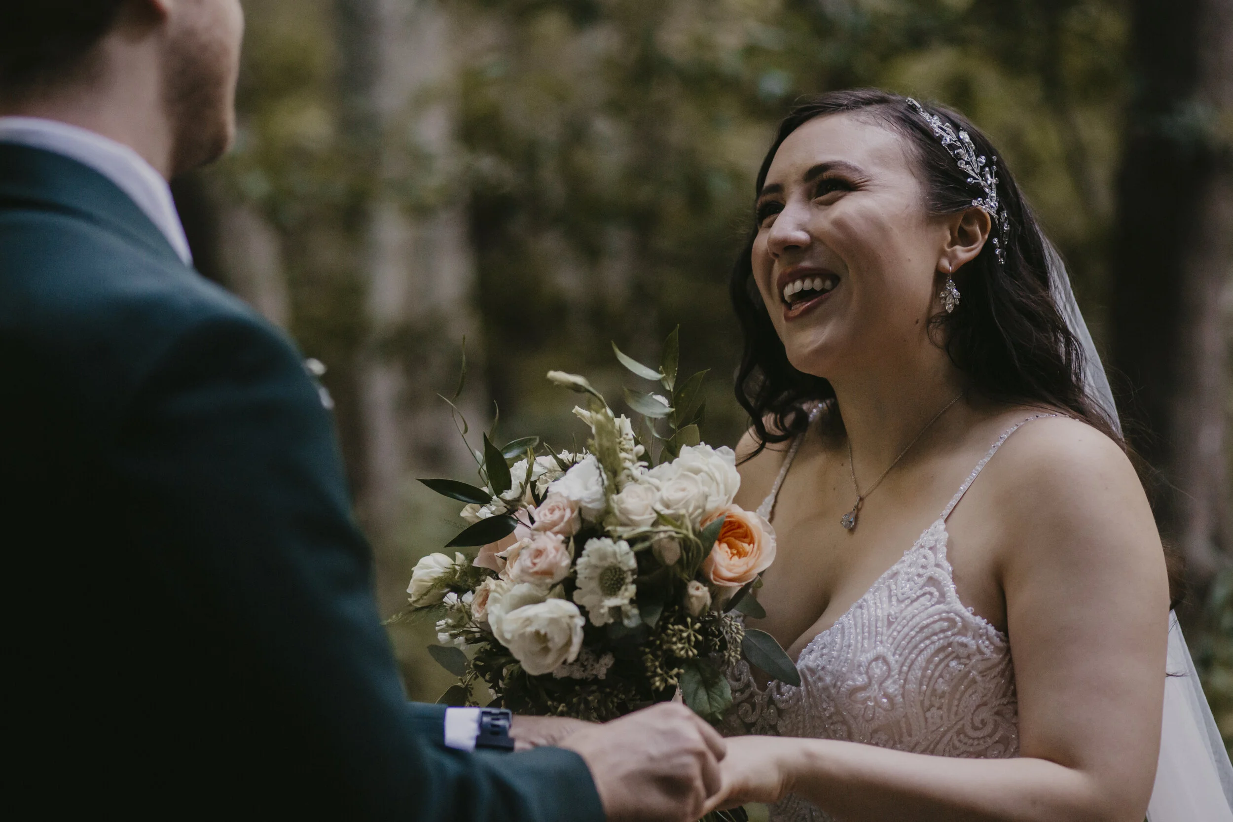 0032Alisa and Jari Sneak peeks.JPG