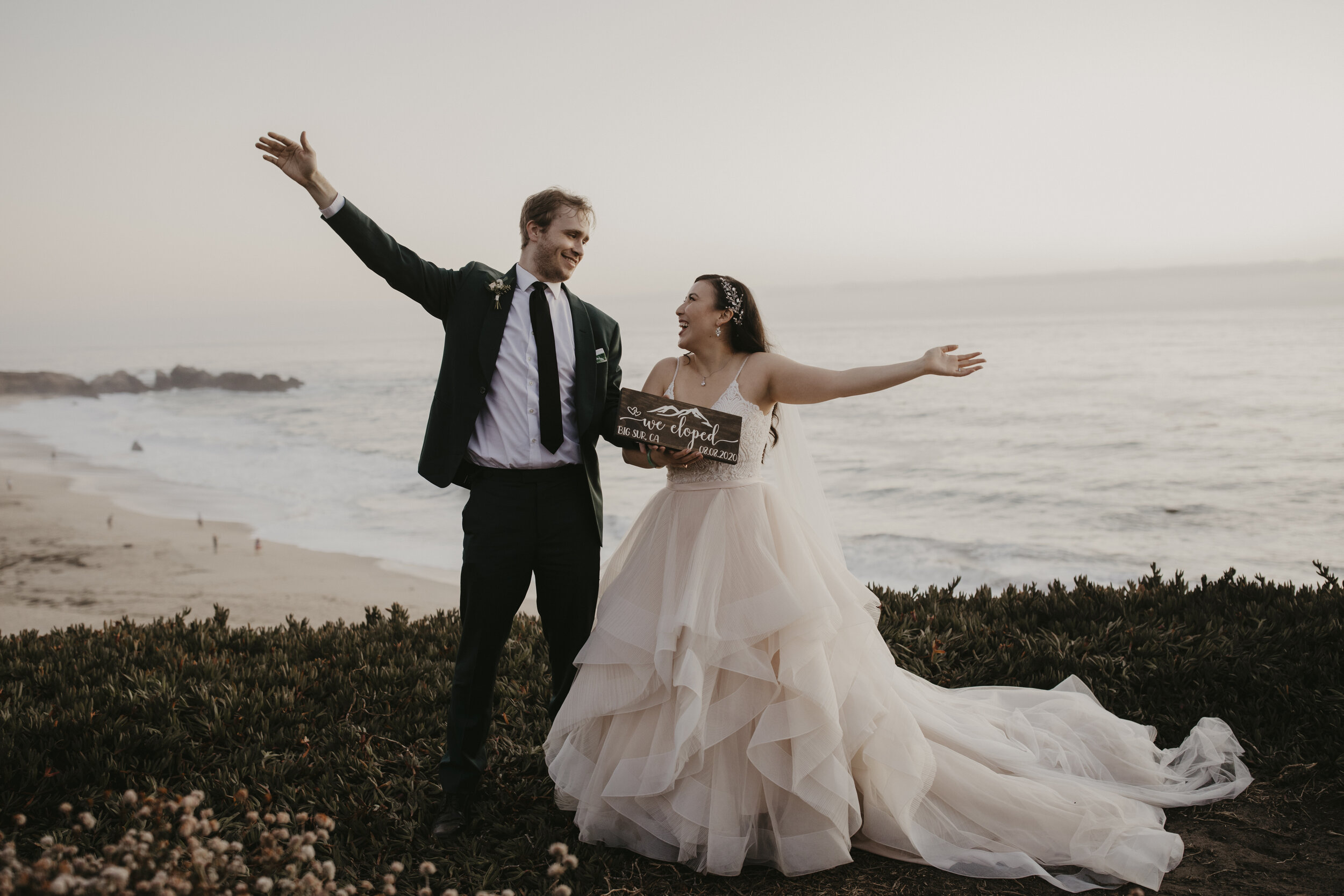 0044Alisa and Jari Sneak peeks.JPG