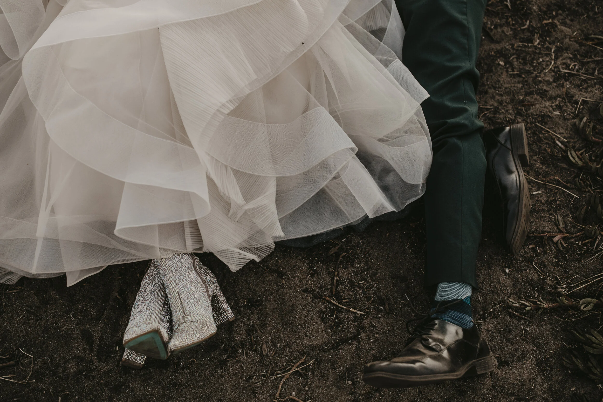 0043Alisa and Jari Sneak peeks.JPG