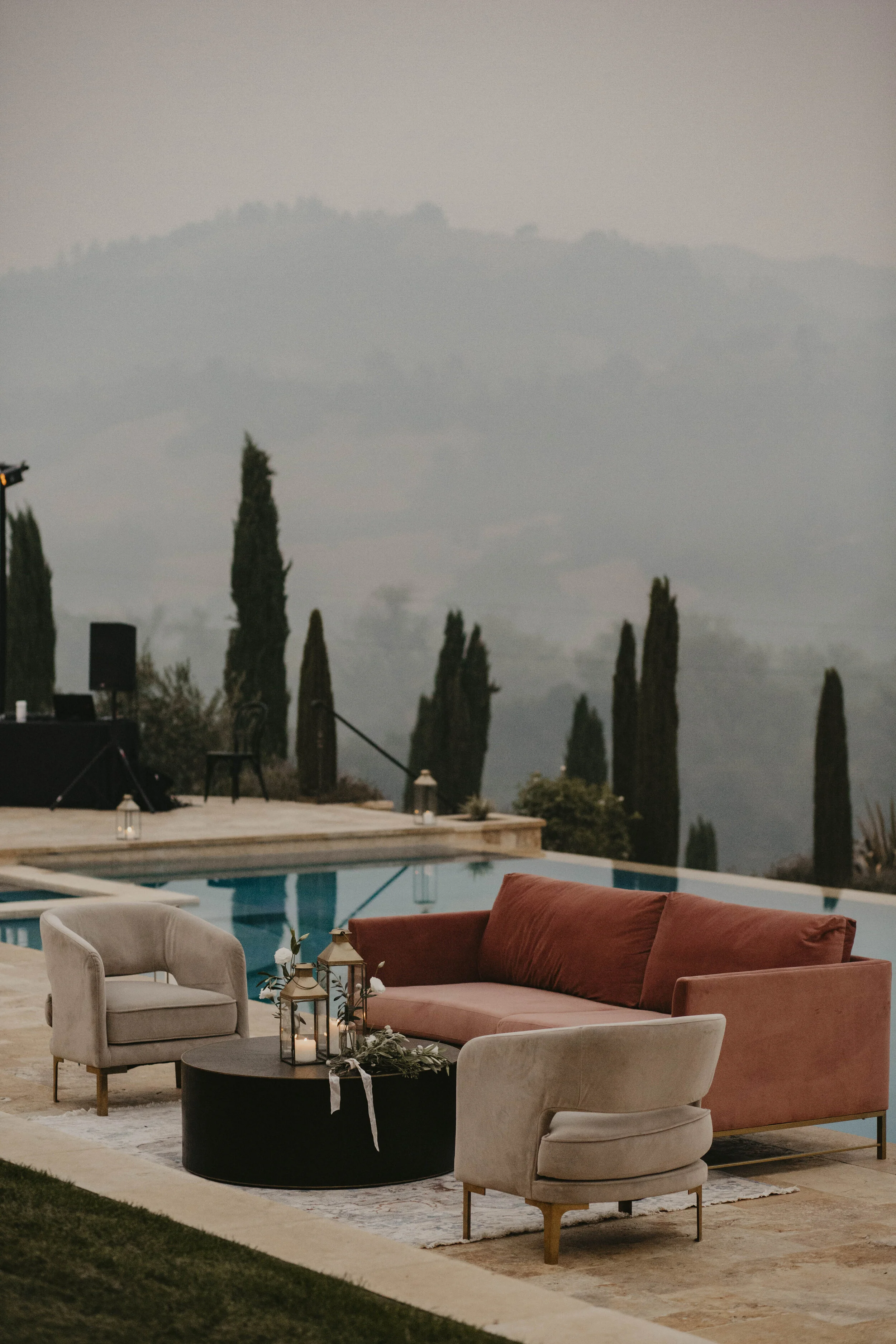 0044Allie and Mike Sneak Peeks.JPG