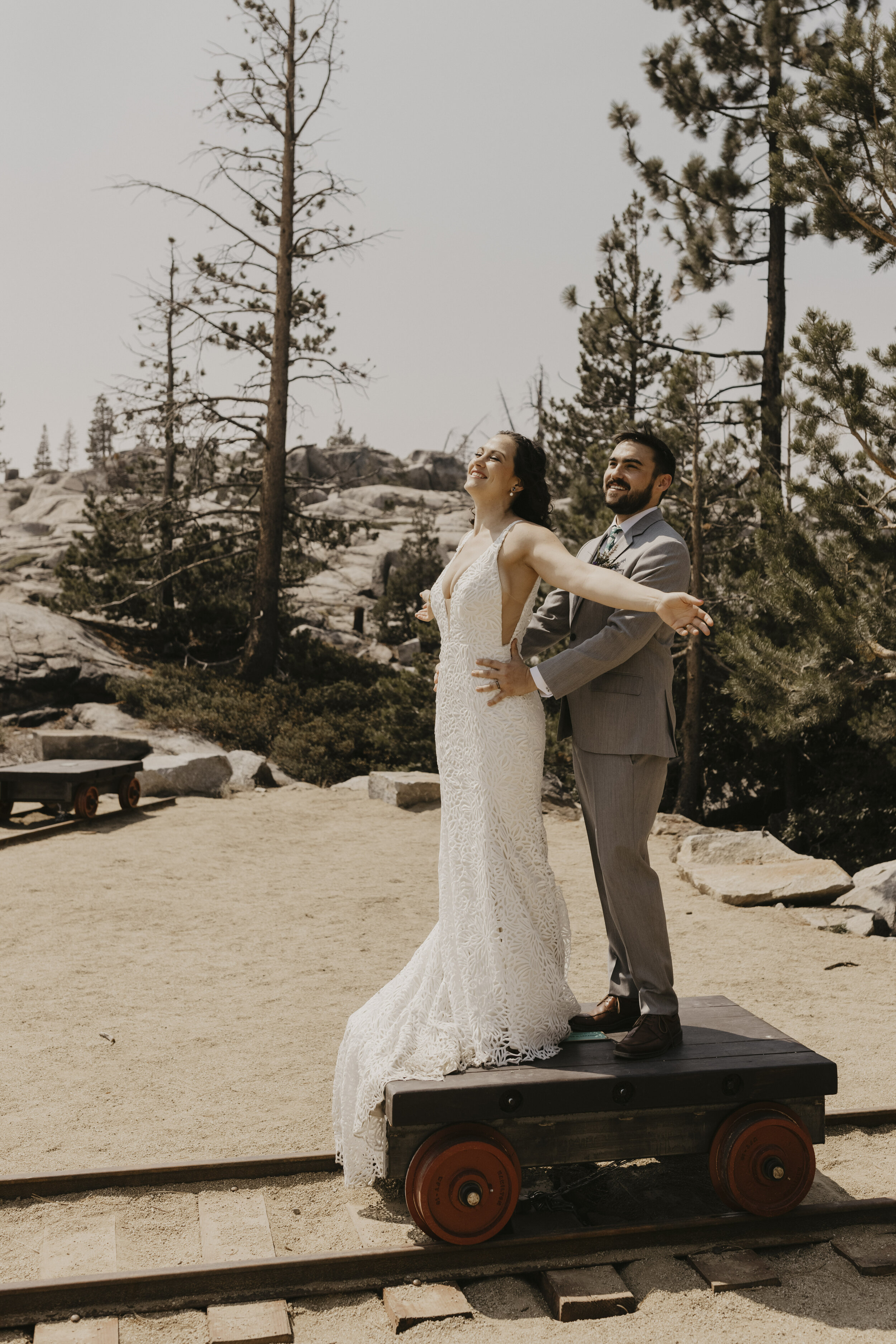 0025Ashley and Greg Sneak Peeks.JPG