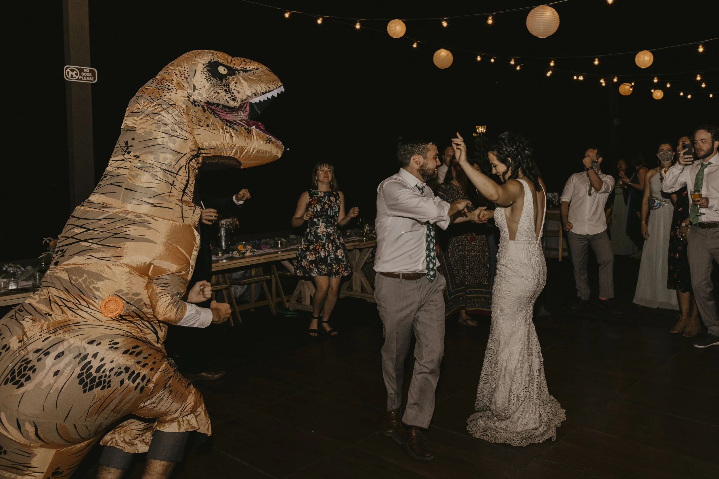 0048Ashley and Greg Sneak Peeks.JPG