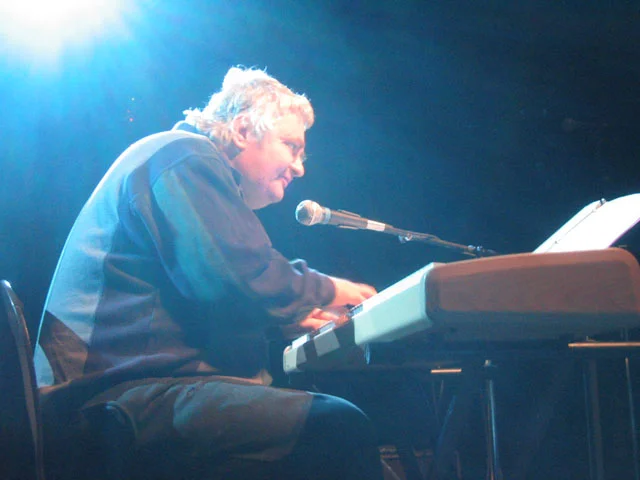 Daniel Johnston playing the Mod Club in Toronto, May 6, 2007. Photo: Cal MacLean.