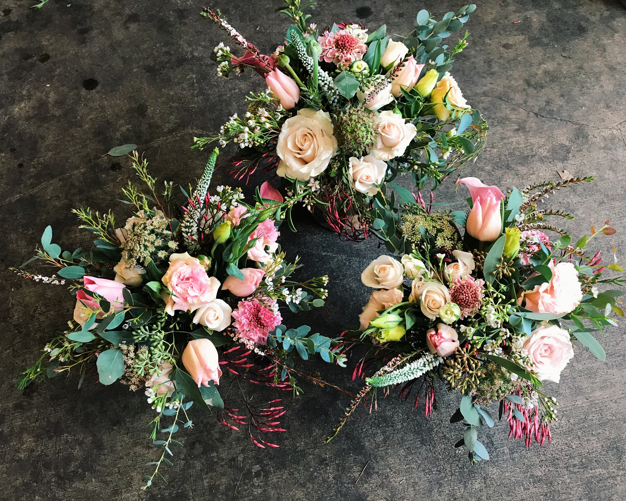 Centrepieces, Pinks and whites.jpg