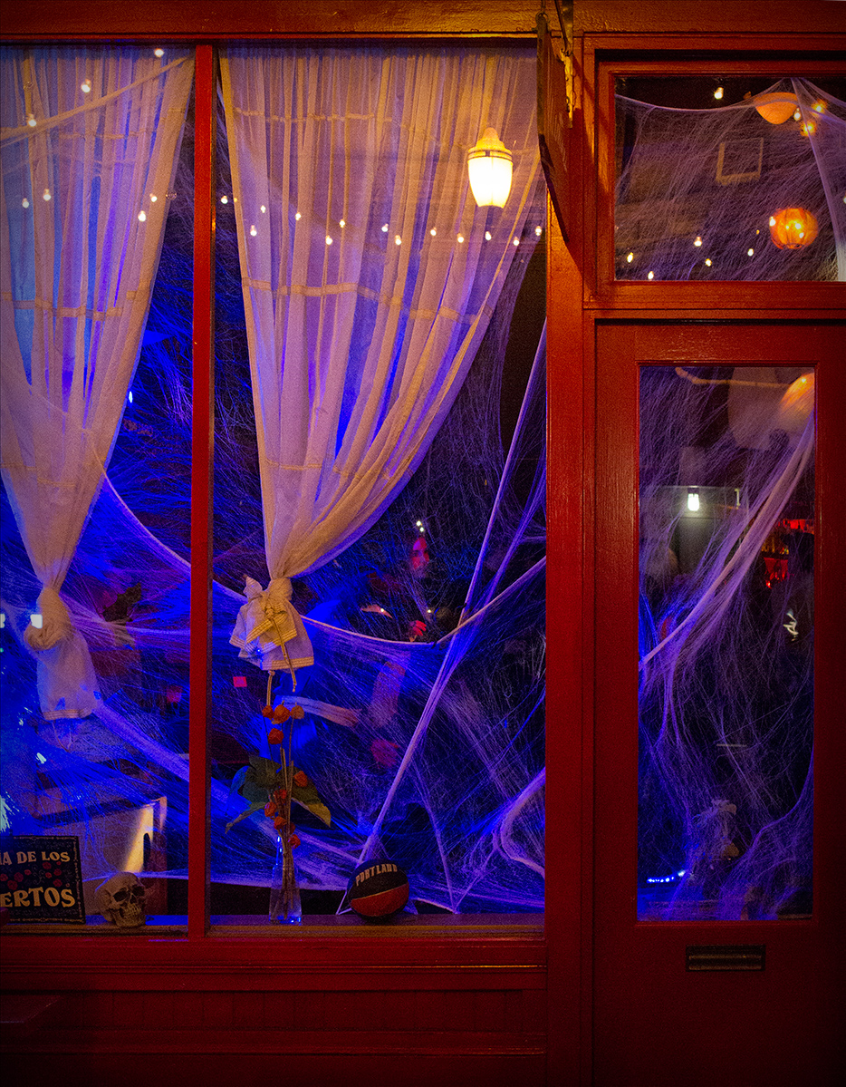 Halloween Bar