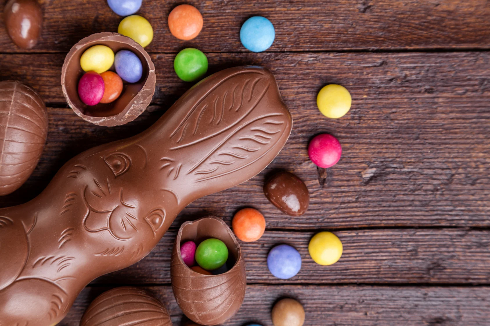 BunnyEatsChocolate.jpg